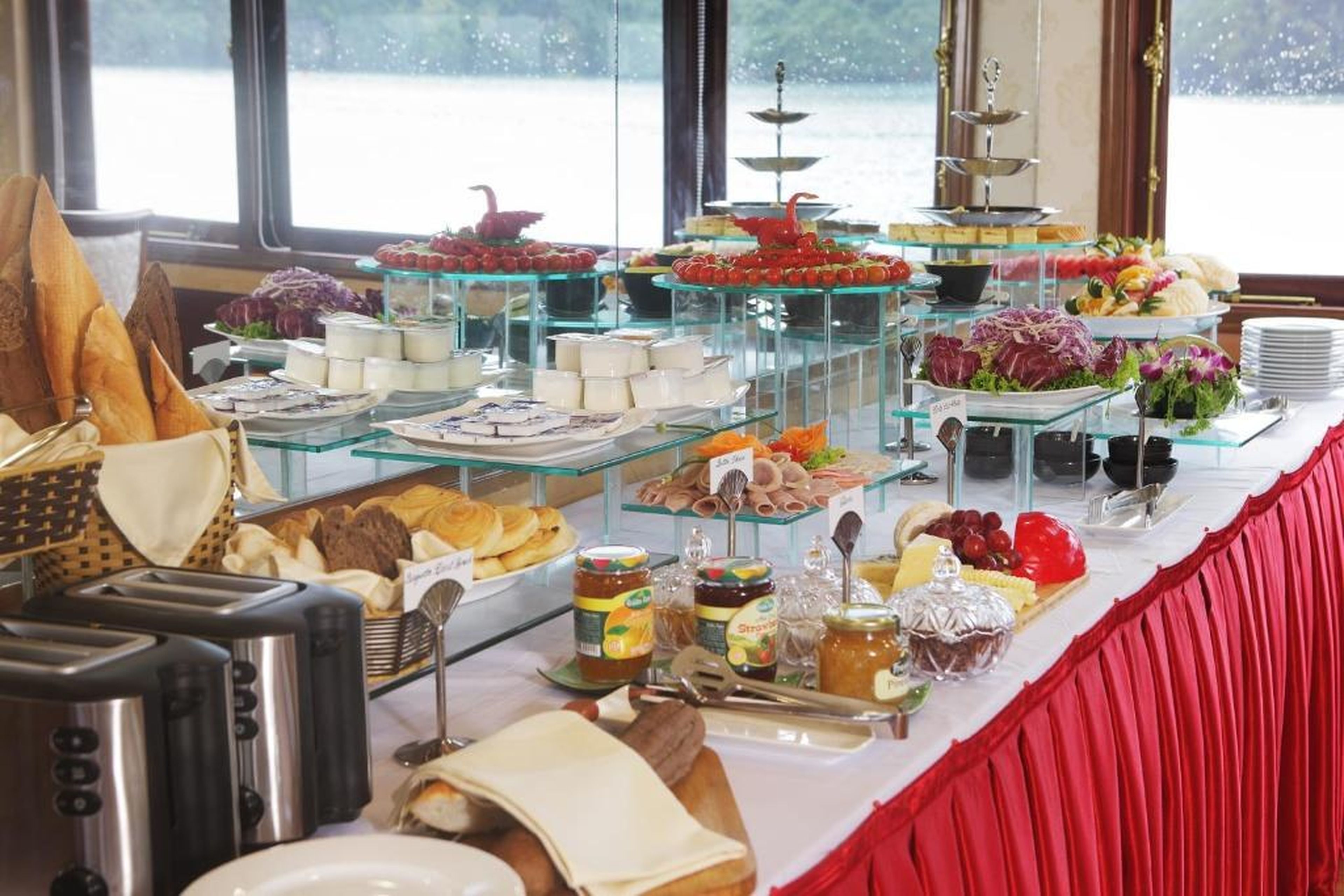 La Regina Royal Cruise - Hình 36