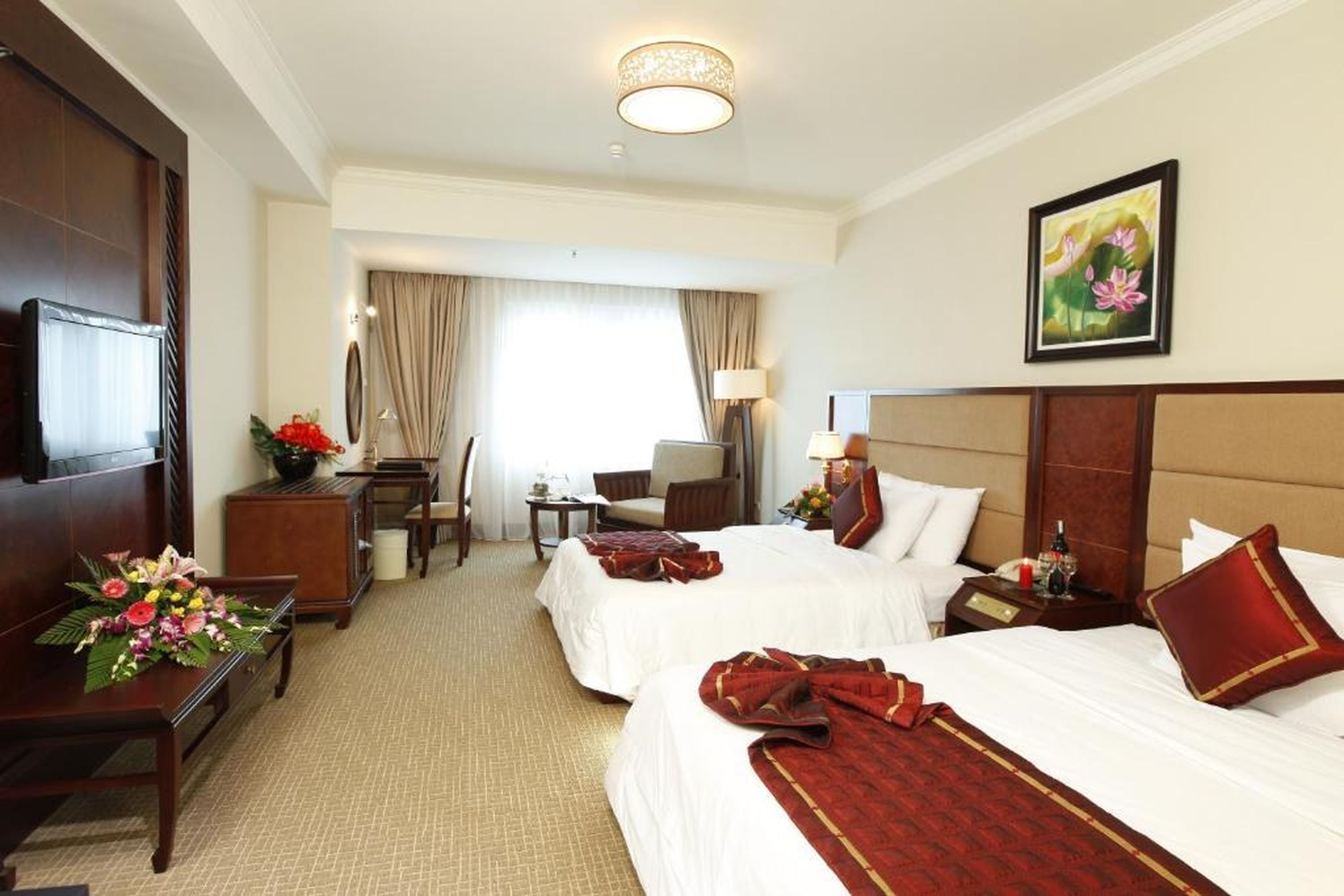 Majestic Mong Cai Hotel - Hình 1