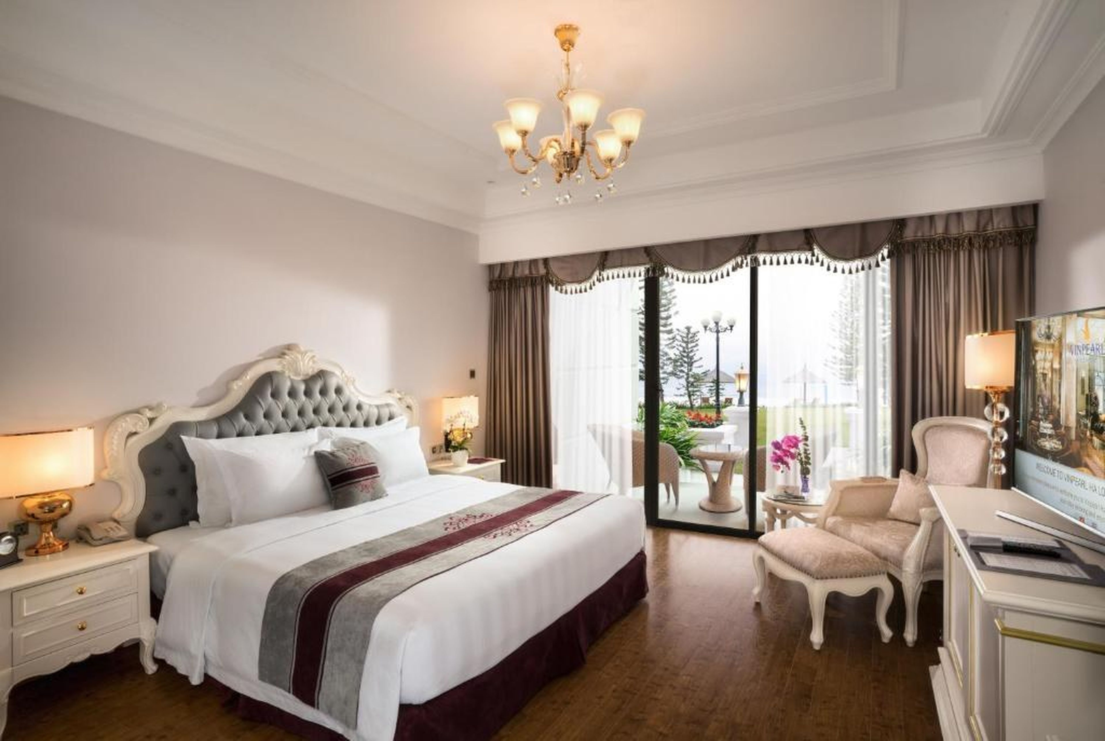 Top 3 Luxury Ha Long Resorts for Lunar New Year 2025 - Hình 3