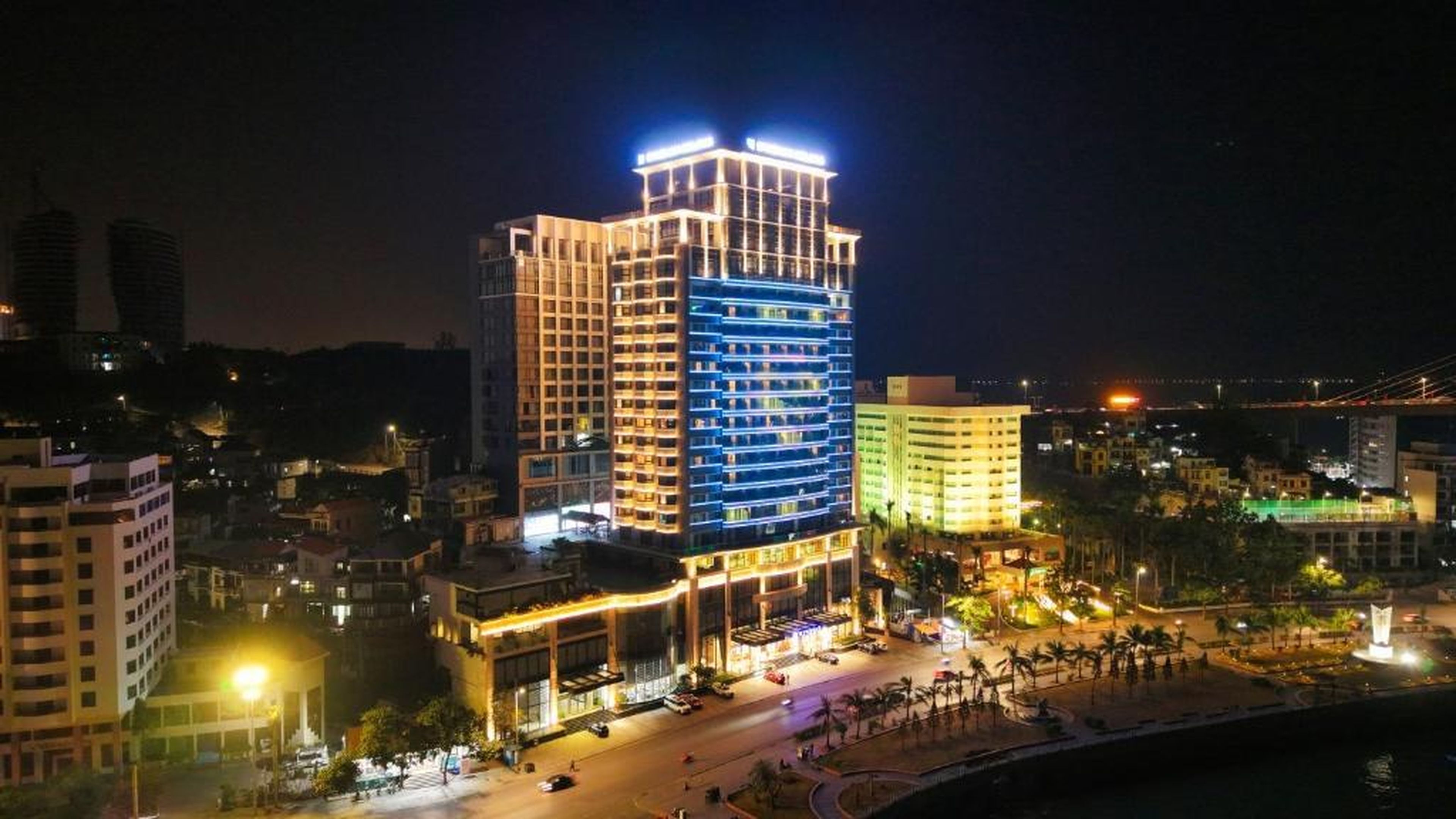 Wyndham Legend Halong - Hình 43