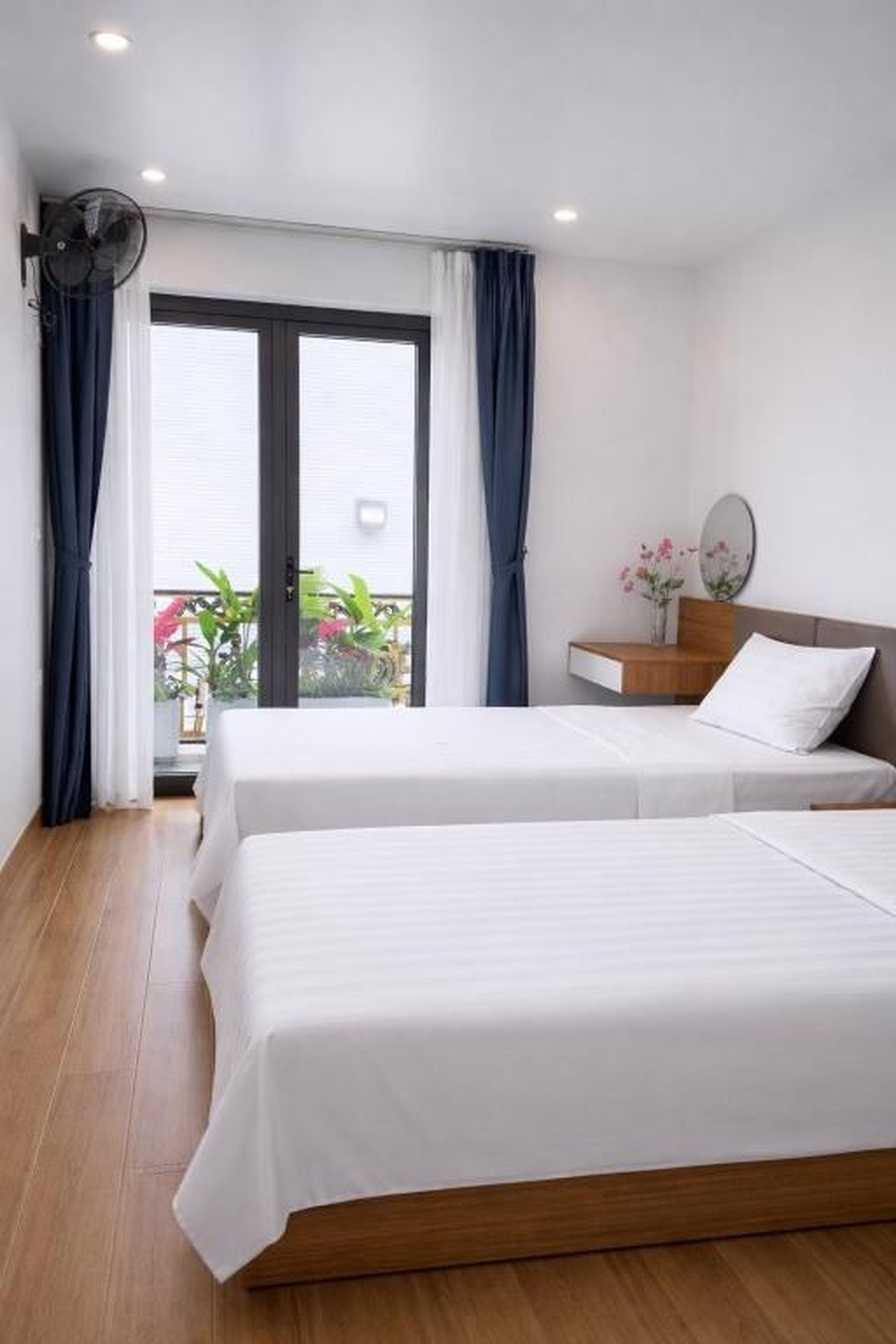 Skyline Halong Hotel - Hình 26