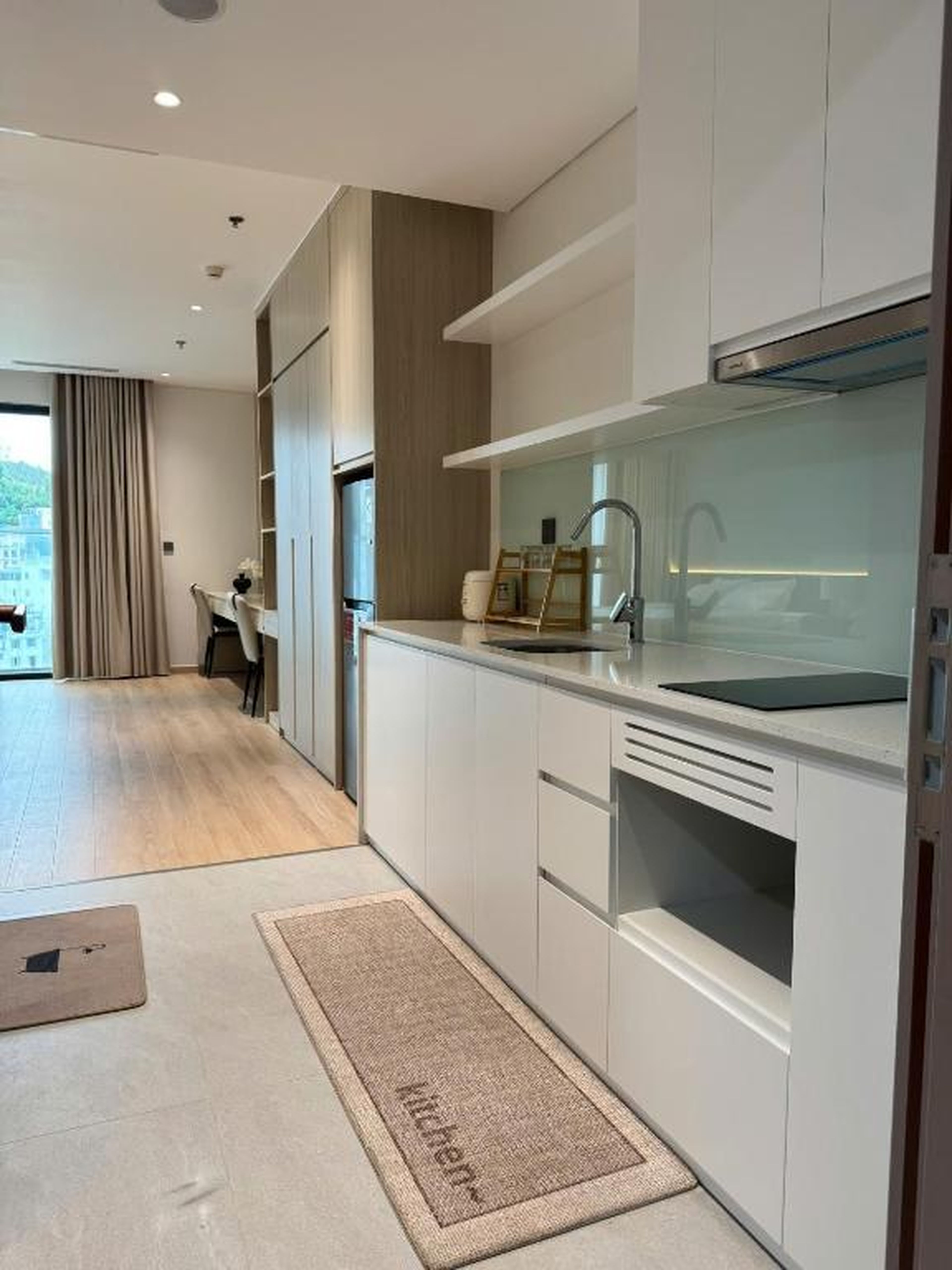 High-rise apartment with ocean view at The Holiday Ha Long - Hình 2