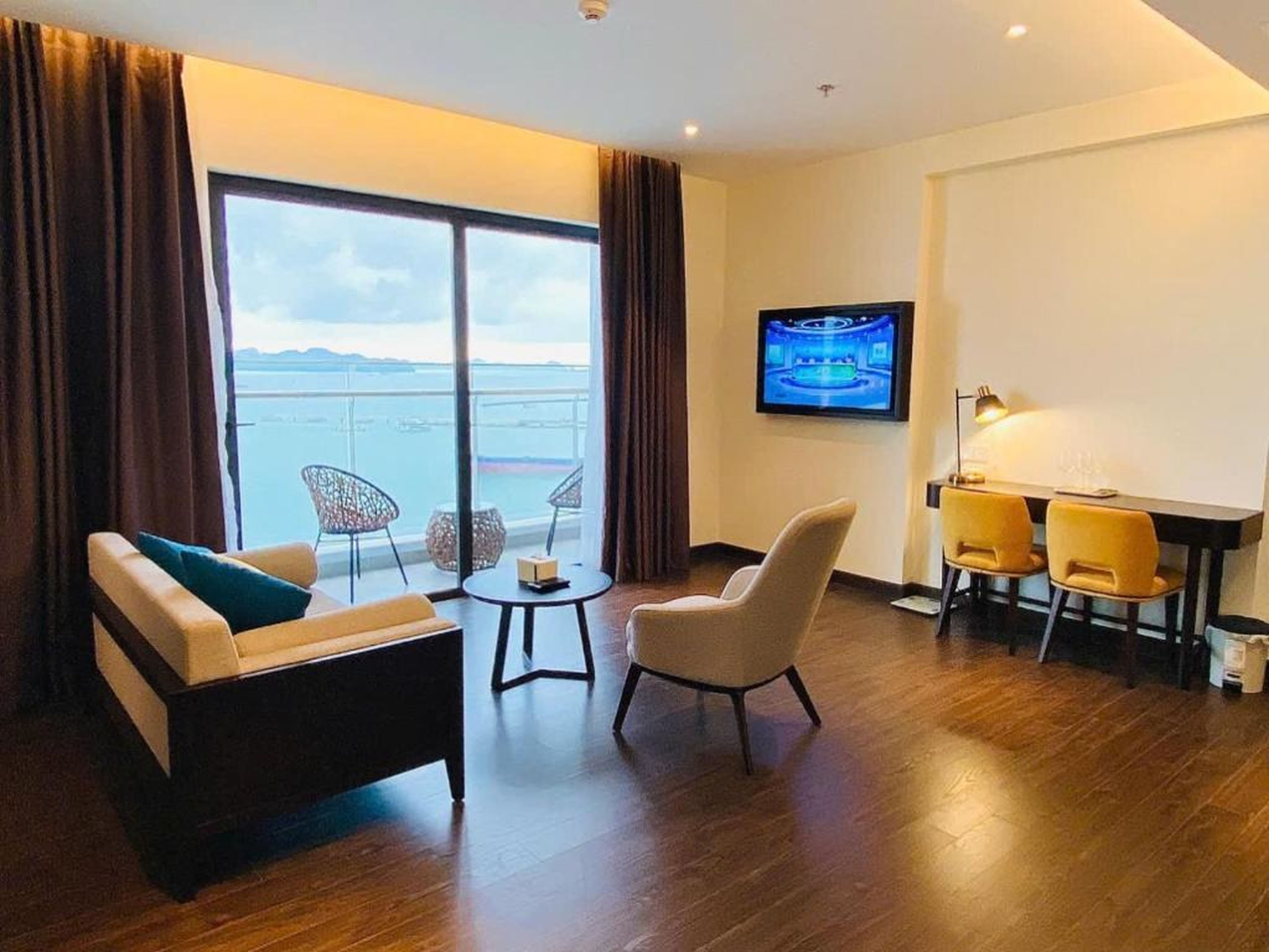 Homestay Sapphire S2 Hạ Long - Tầng 25 - 31 - 2 phòng ngủ - Hình 2