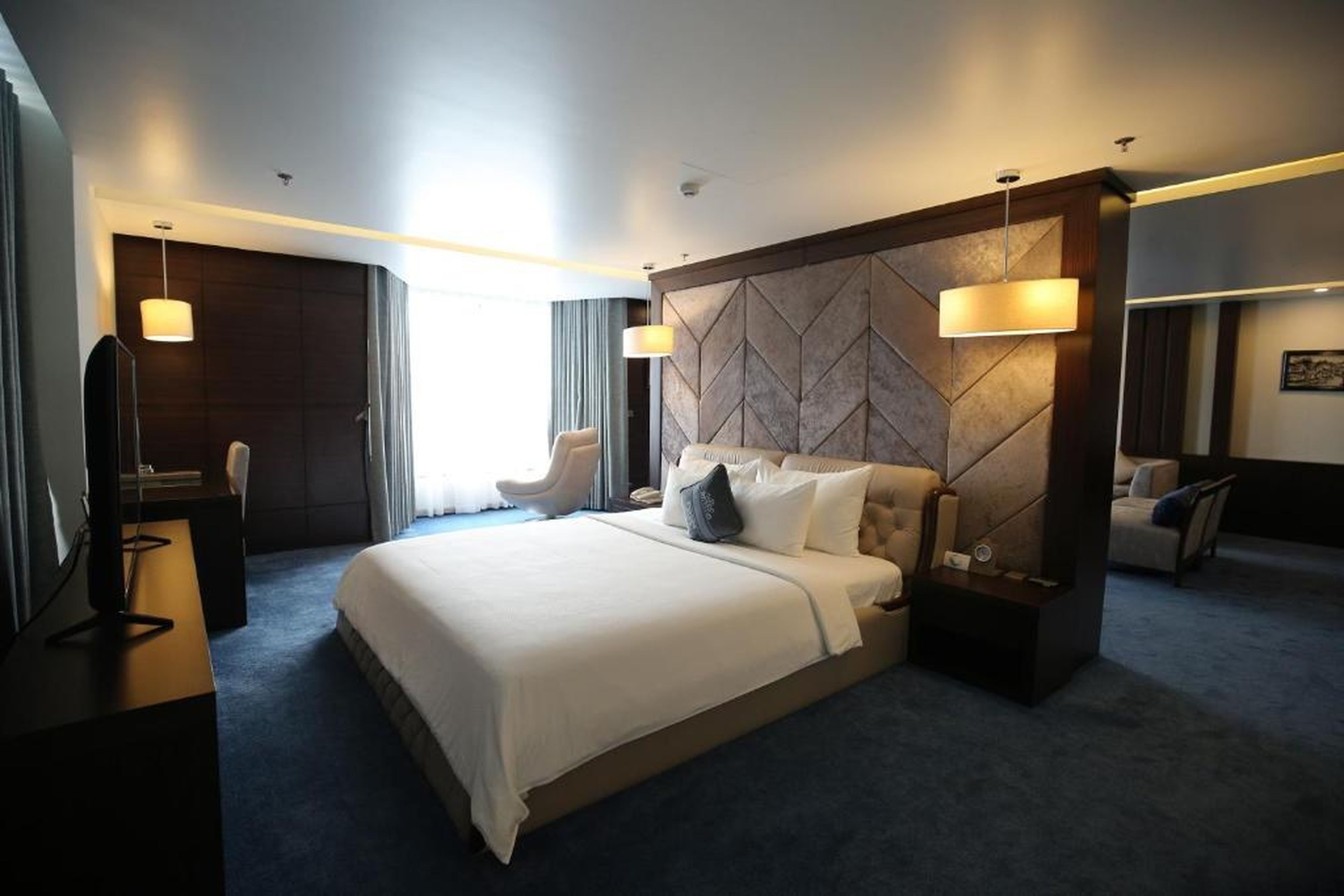 Central Luxury Hạ Long Hotel - Hình 36