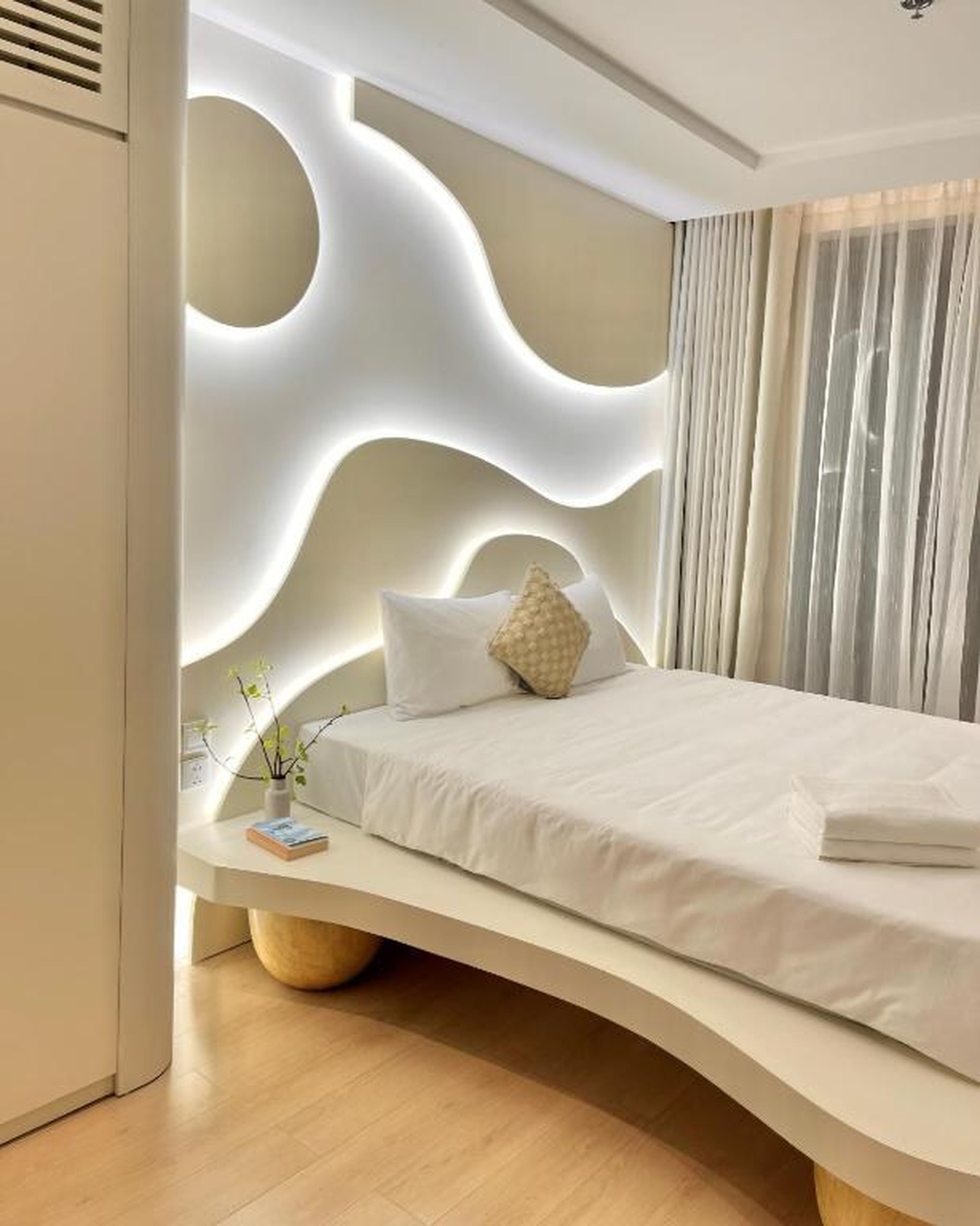 Xinh Homestay Hạ Long - Hình 2