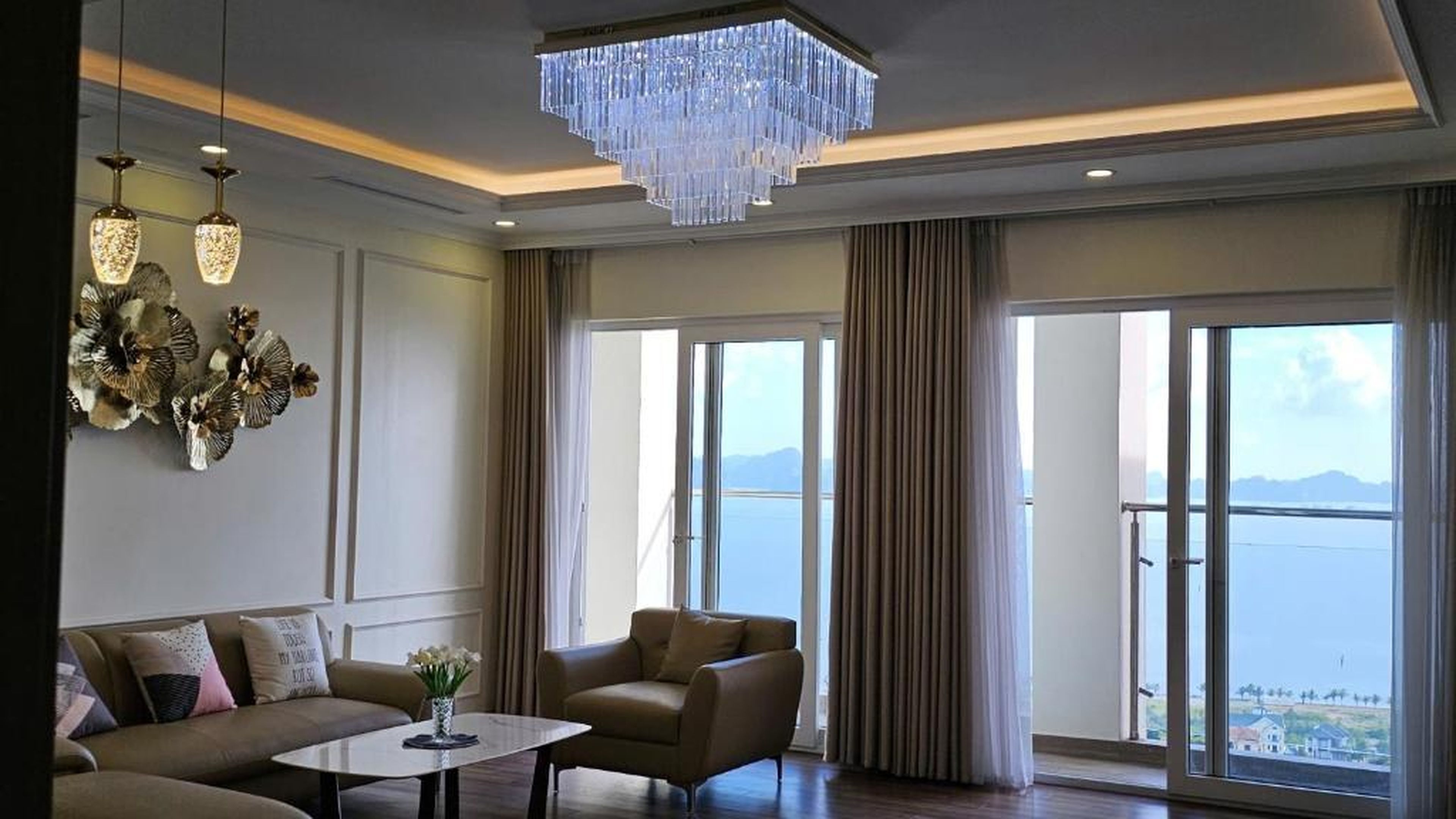 Newlife Tower- by Greenbay Premium homestay Hạ Long Bay - Hình 7