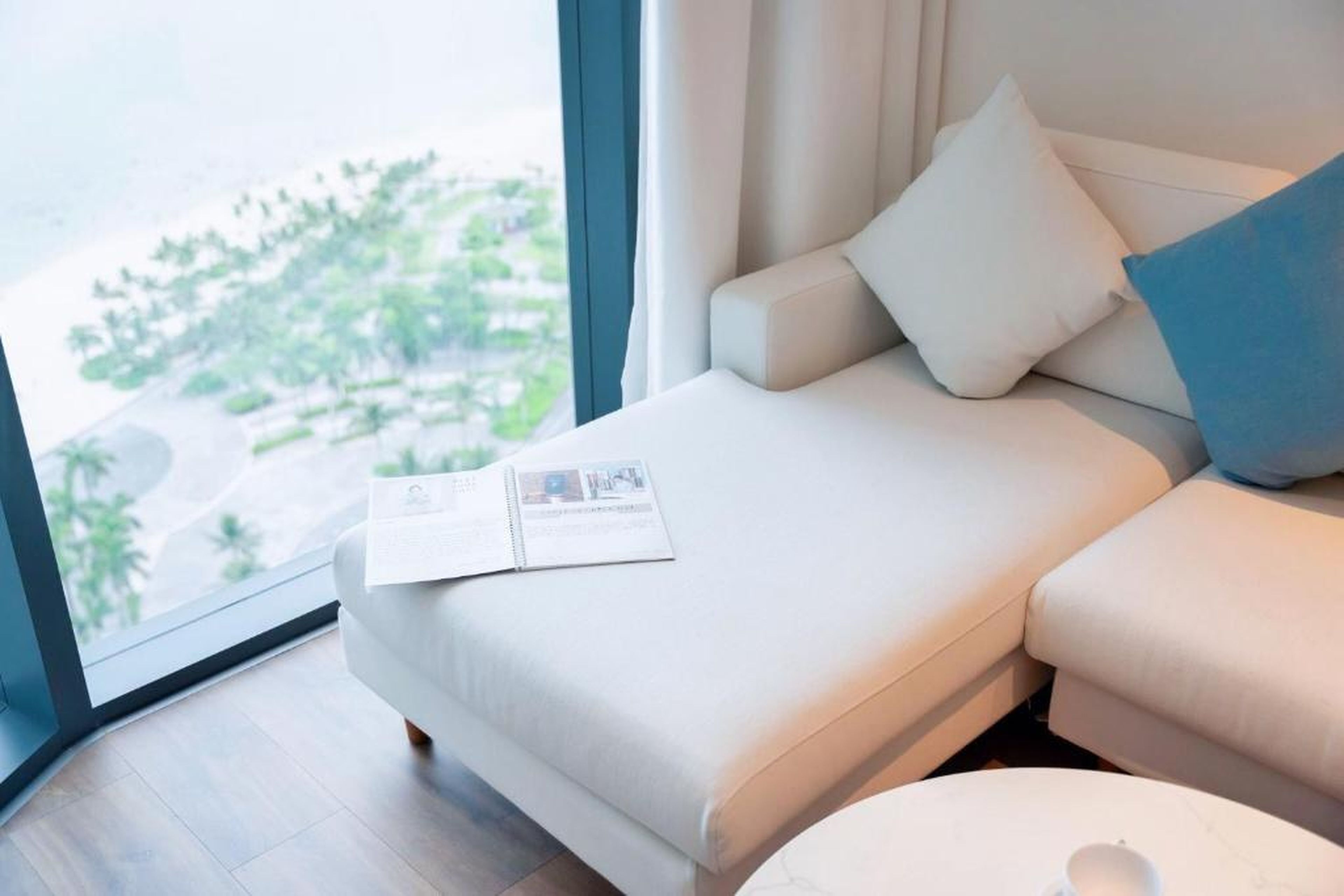Alacarte condo - right on beach - high floor - Hình 23