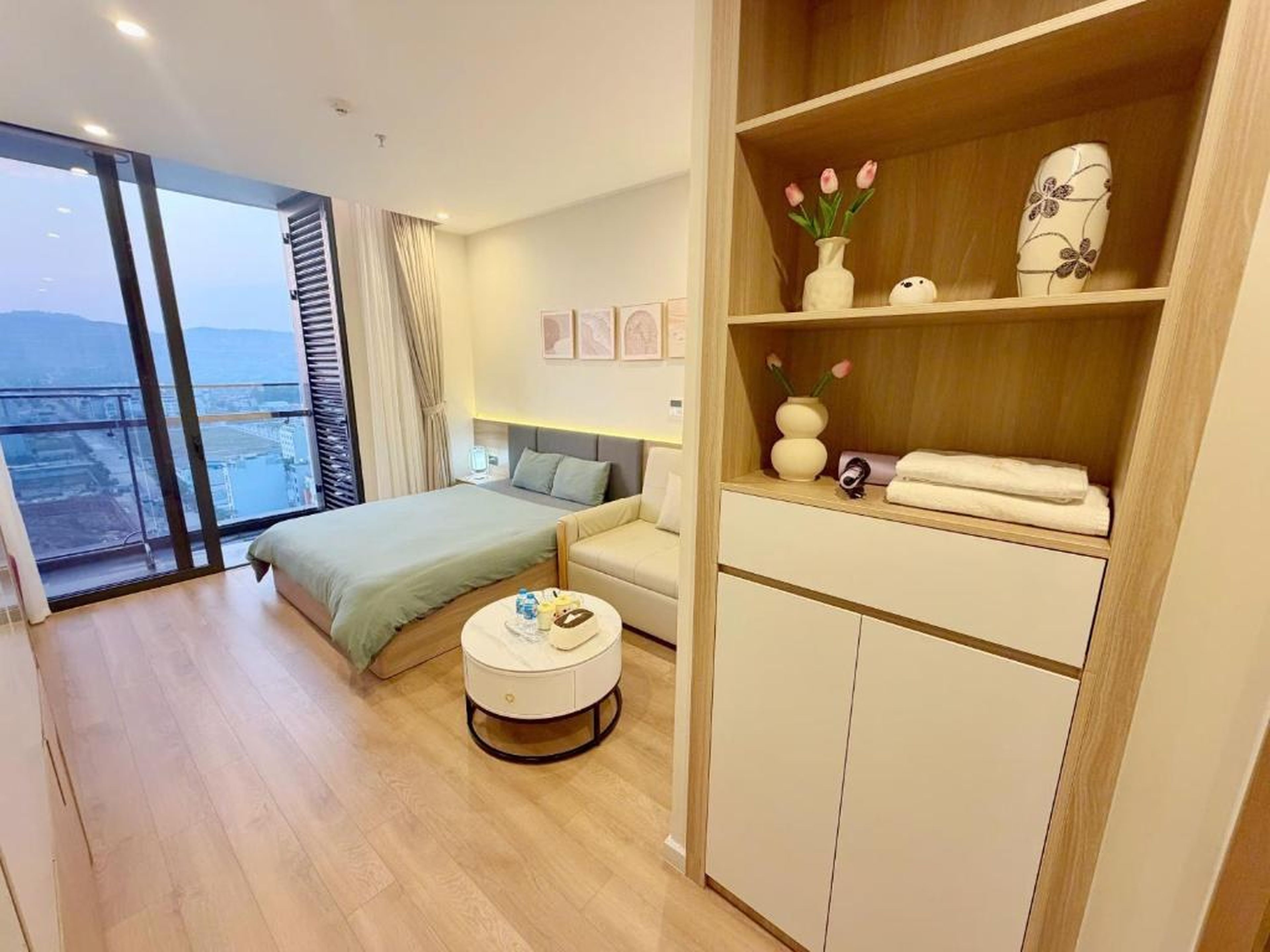 Căn Hộ Cao Cấp - Villa 5 Phòng Ngủ Hạ Long - Hình 25