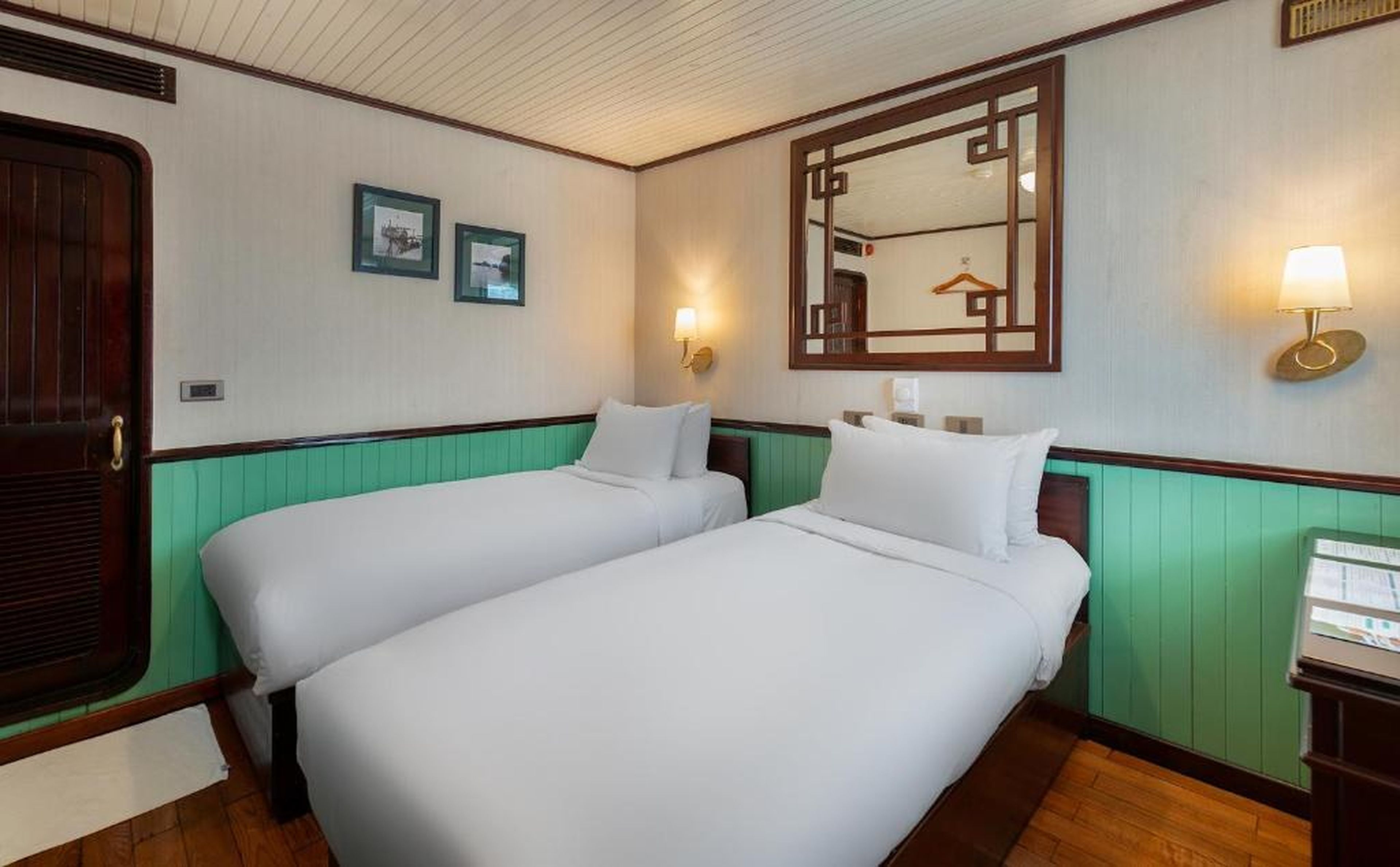 Emeraude Classic Cruises - Hình 30