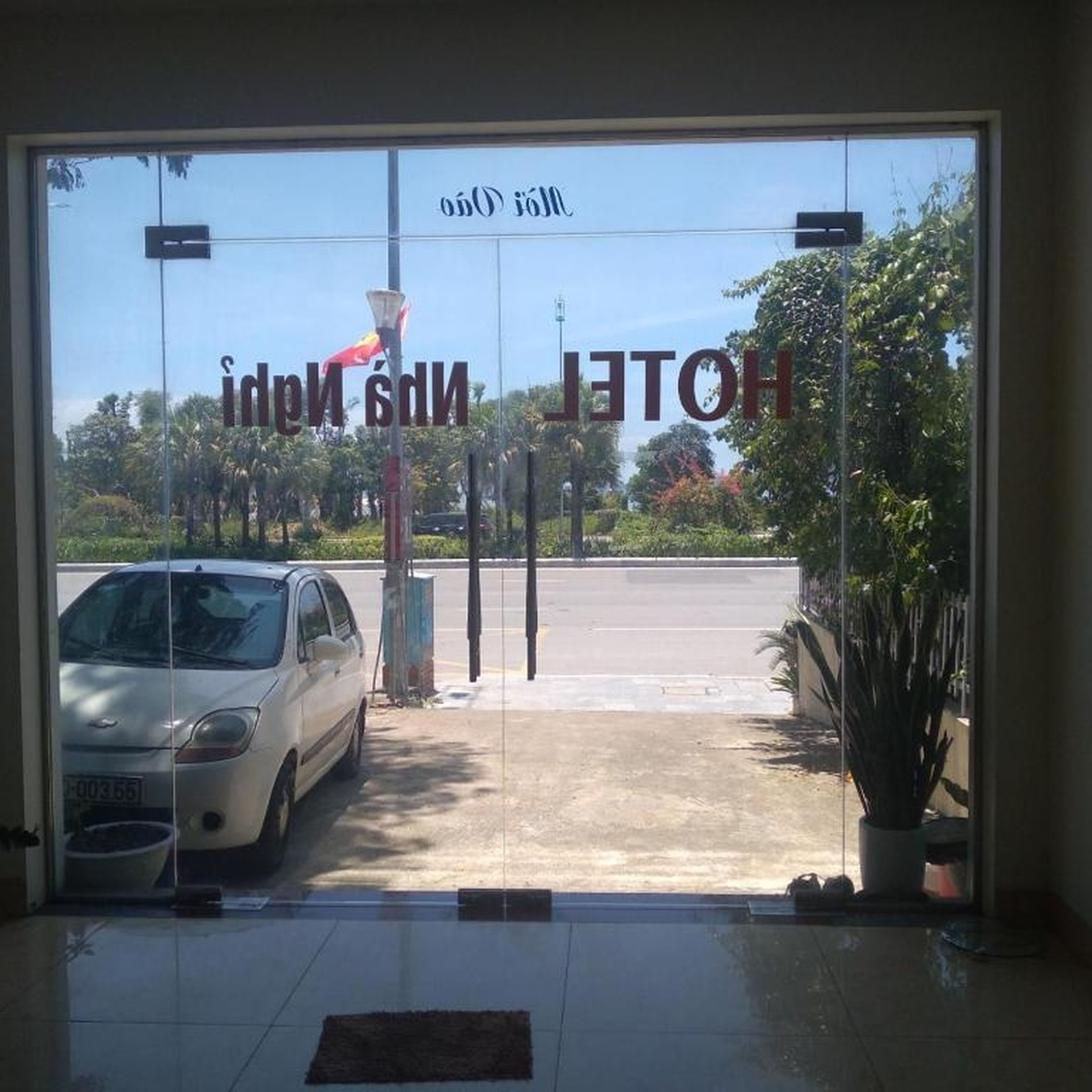 Gate Tuan Chau Hotel - Hình 21