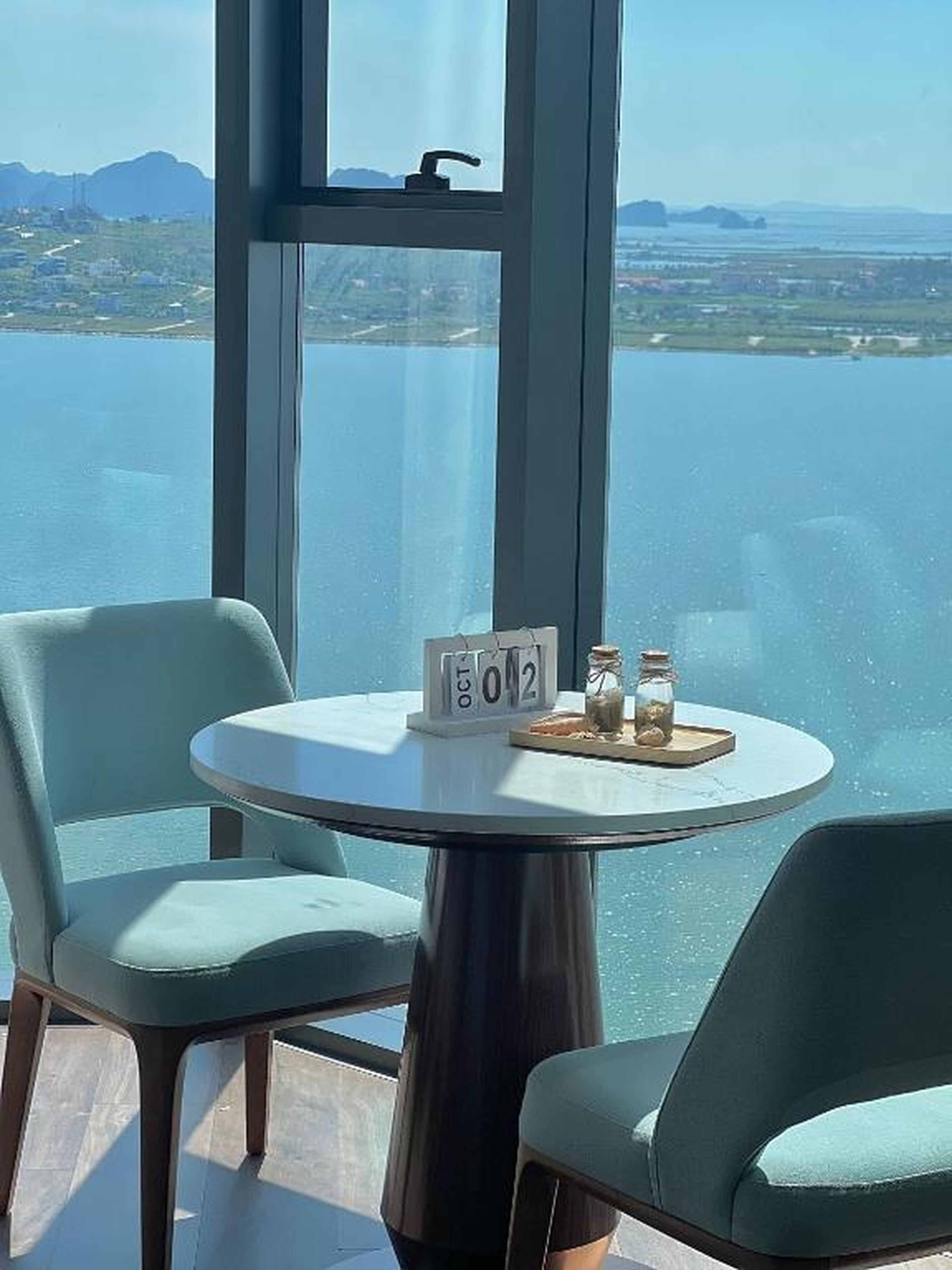 À La Carte Ha Long Studio Apartment- Sea View Room - Hình 16