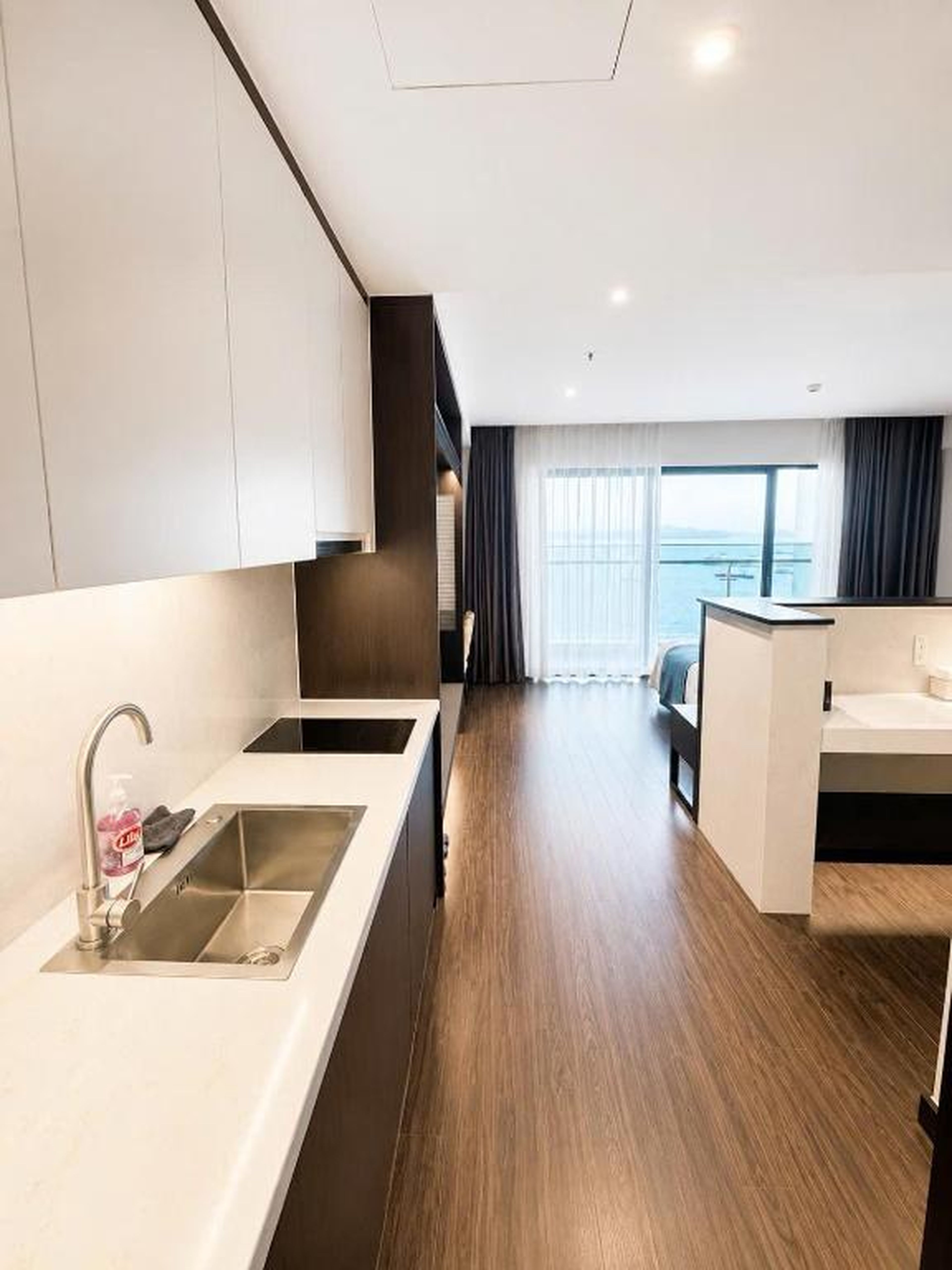 Liam Apartment at Sapphire Ha Long - Hình 1