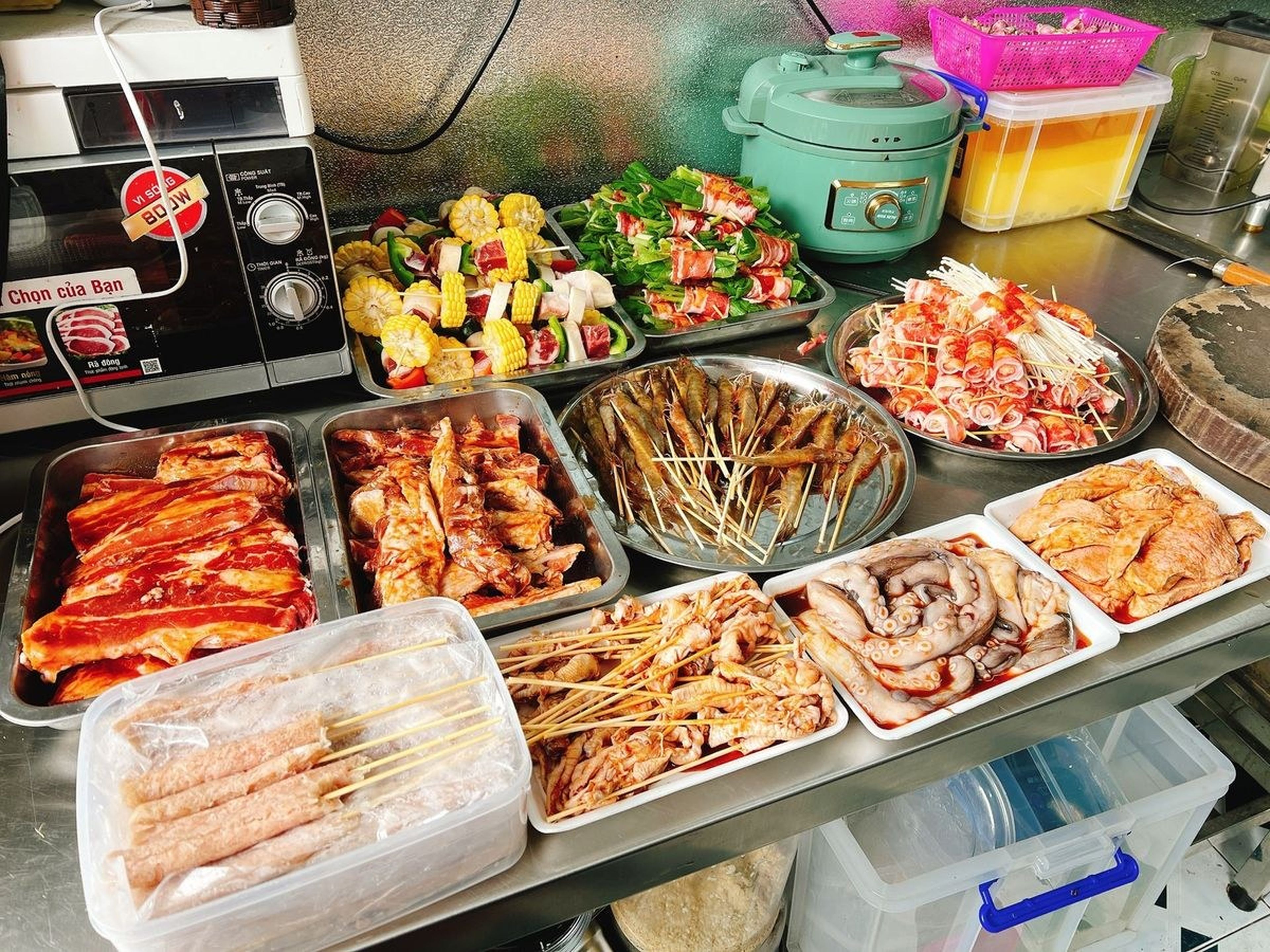 Thả ga thưởng thức món ngon ở các quán ăn vặt Hạ Long - Hình 7