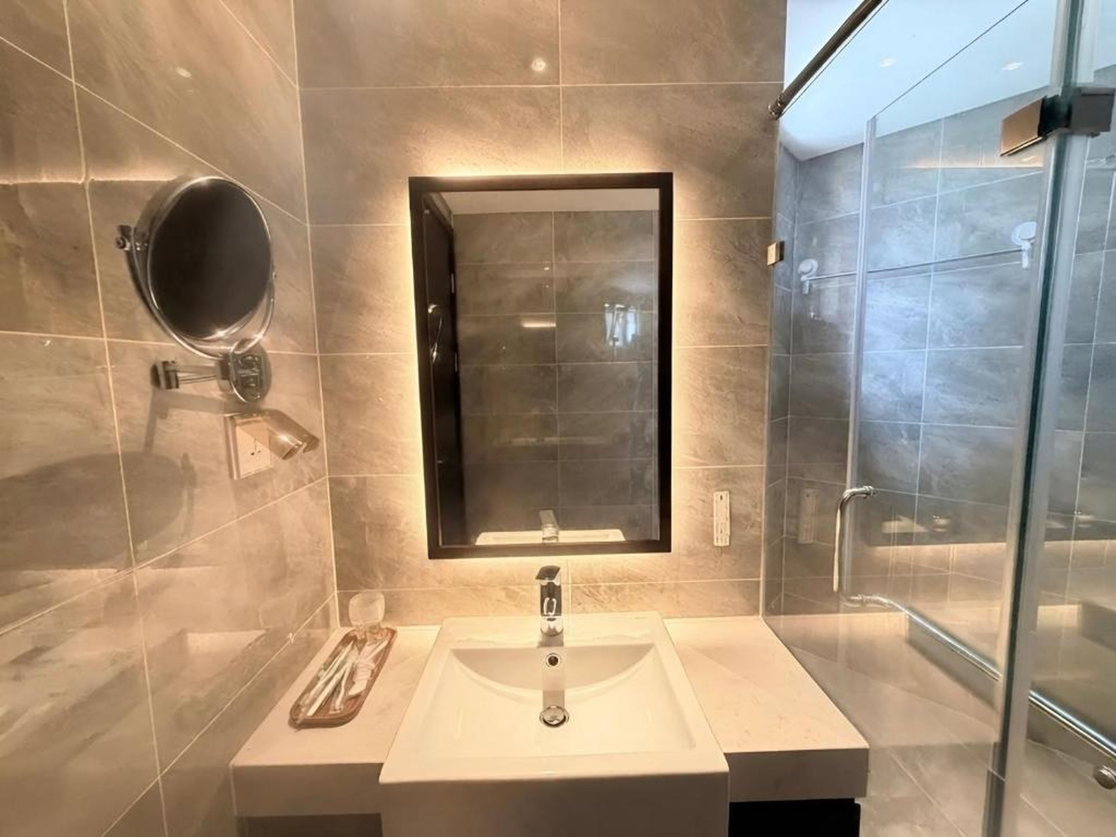 The Sapphire Ha Long - Ocean View Apartment - Pool - Hình 33