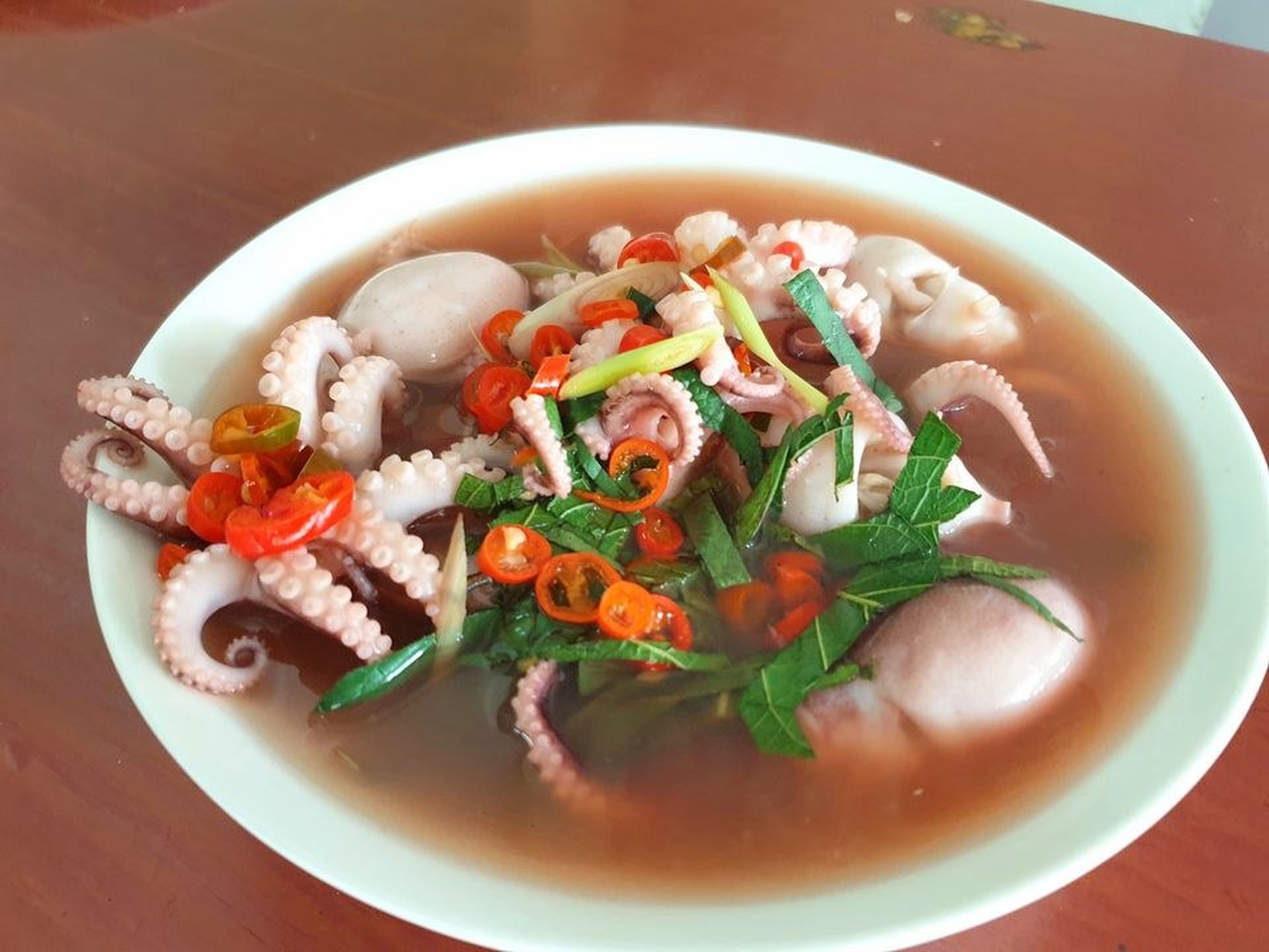 Thả ga thưởng thức món ngon ở các quán ăn vặt Hạ Long - Hình 2