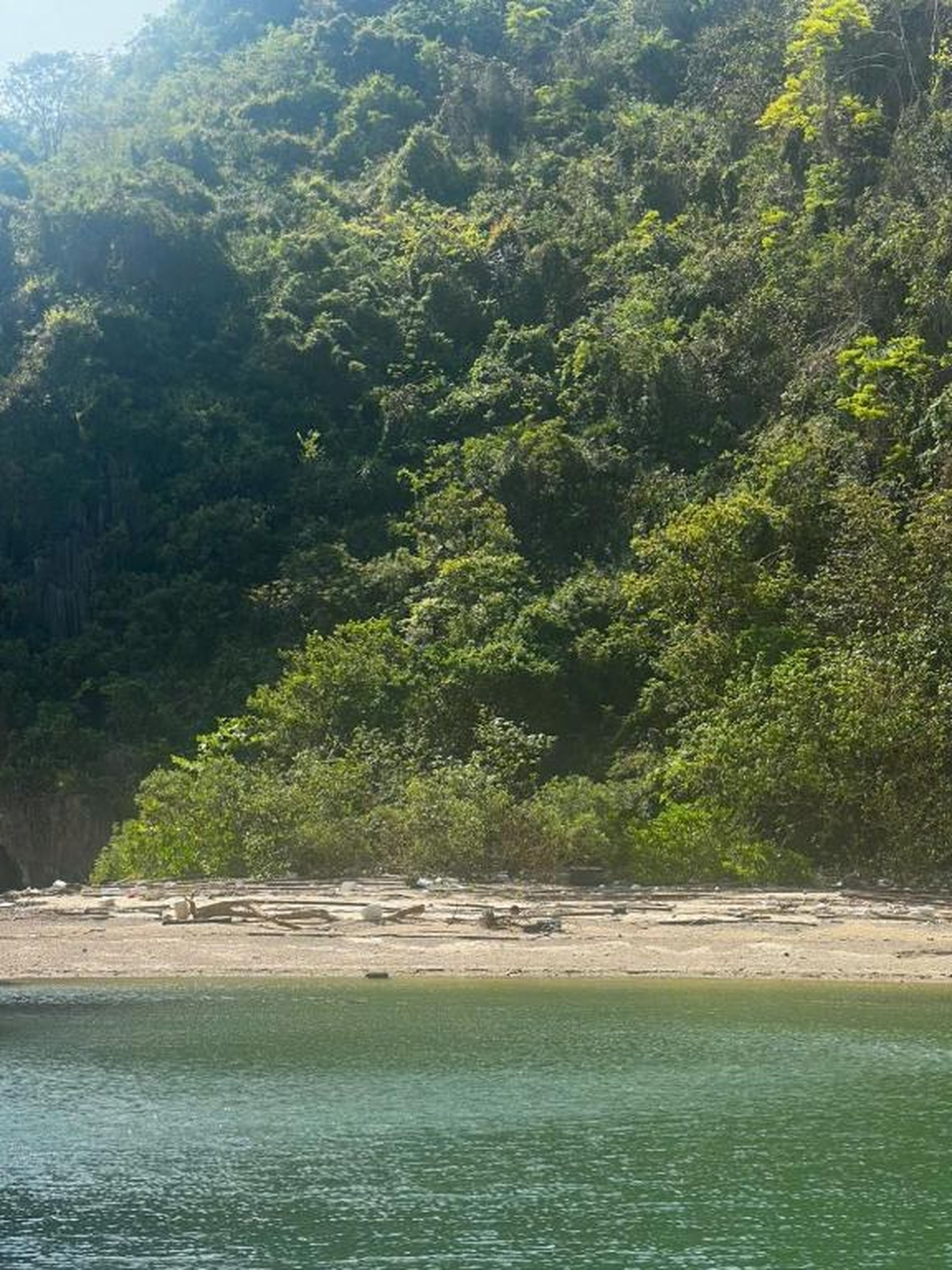 UniCharm Cruise - Hidden Route 2 Bays & Viet Hai village - Hình 42