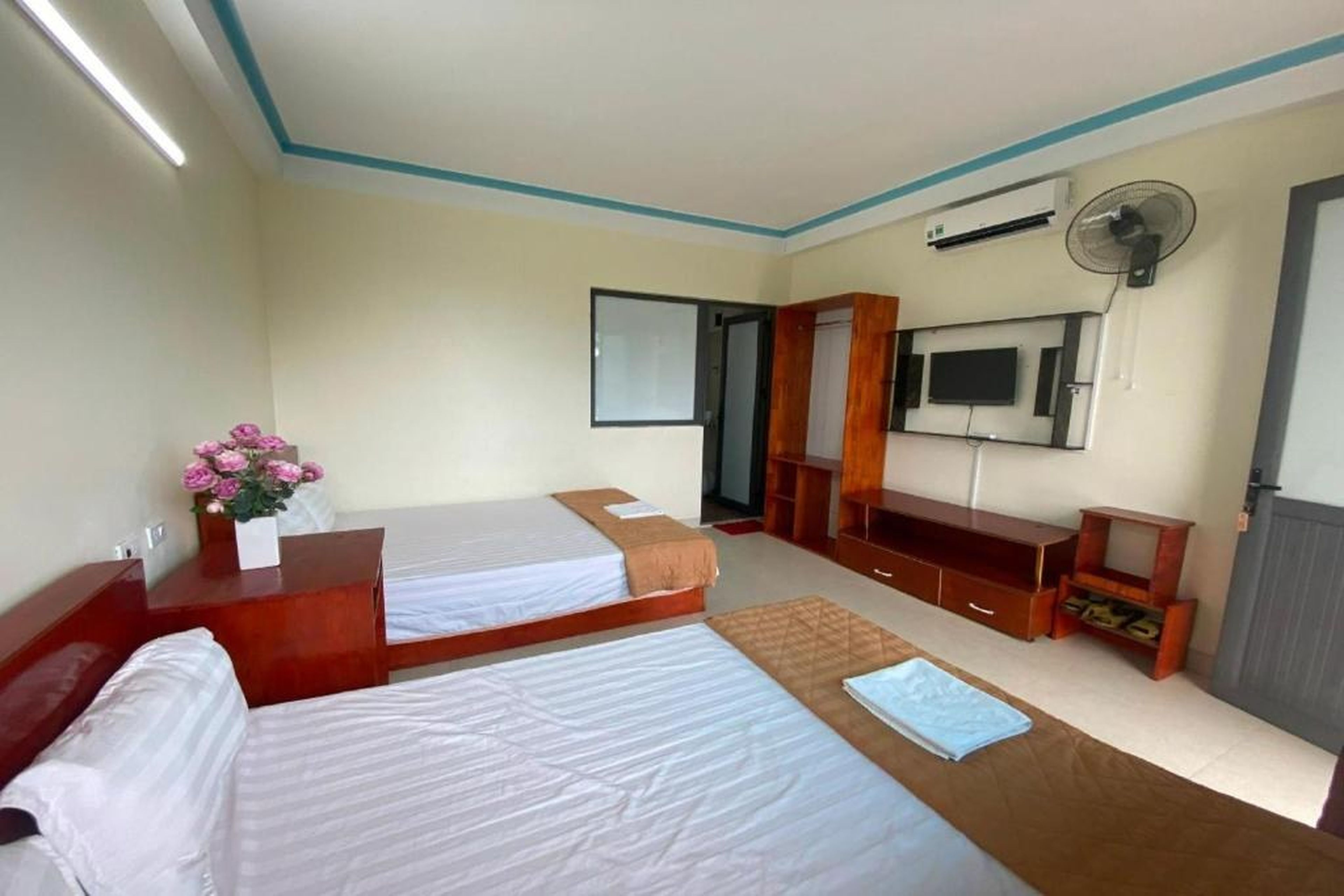 Khách Sạn Thành Trung Vàn Chảy - Hình 26