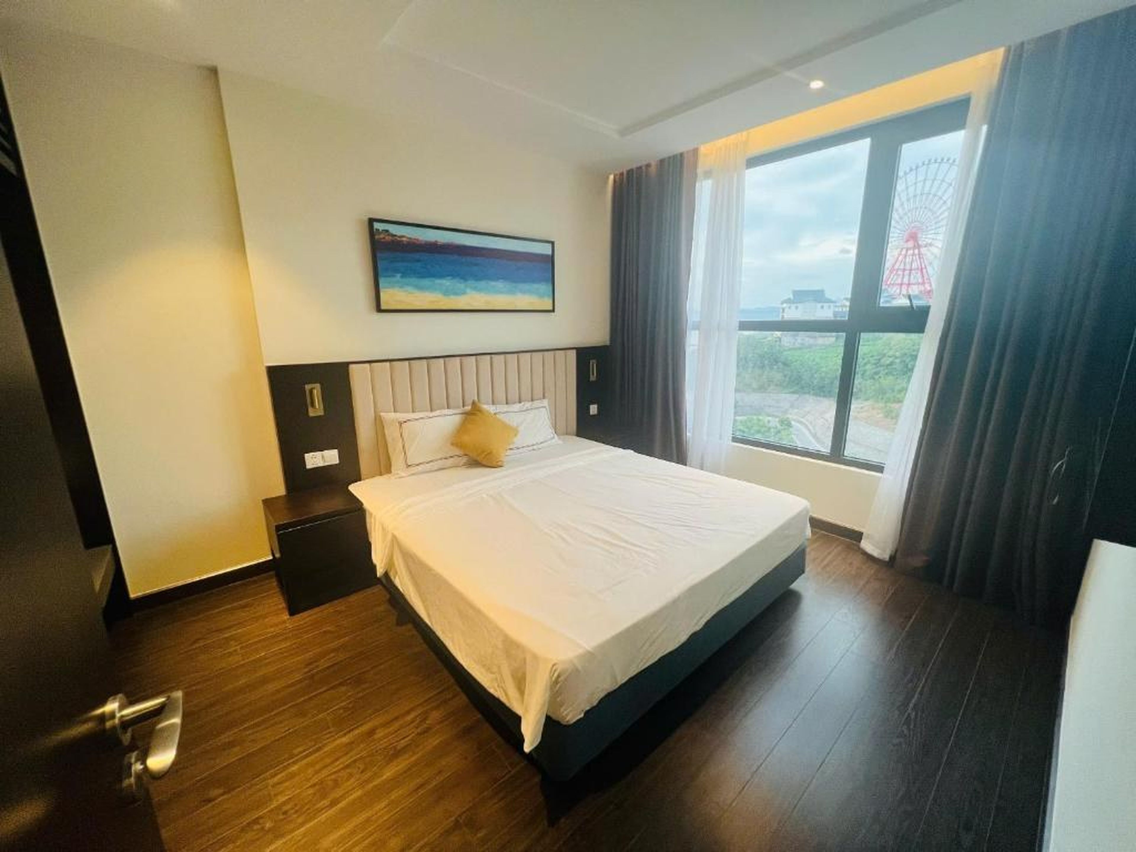 The Saphire Ha Long - TranThuy Sea View Apartment - Hình 1