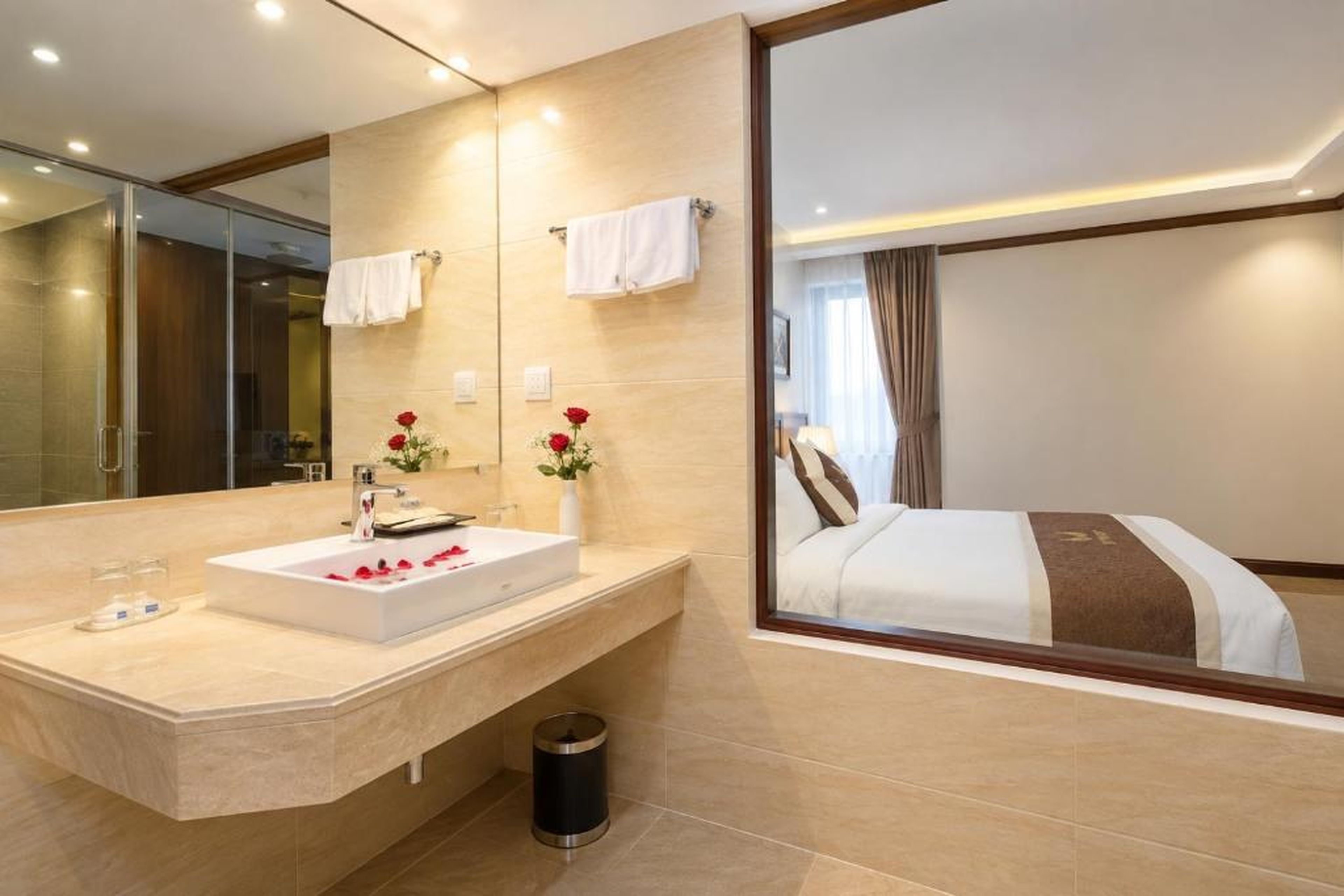 Hieu Thao Hotel Ha Long - Hình 1