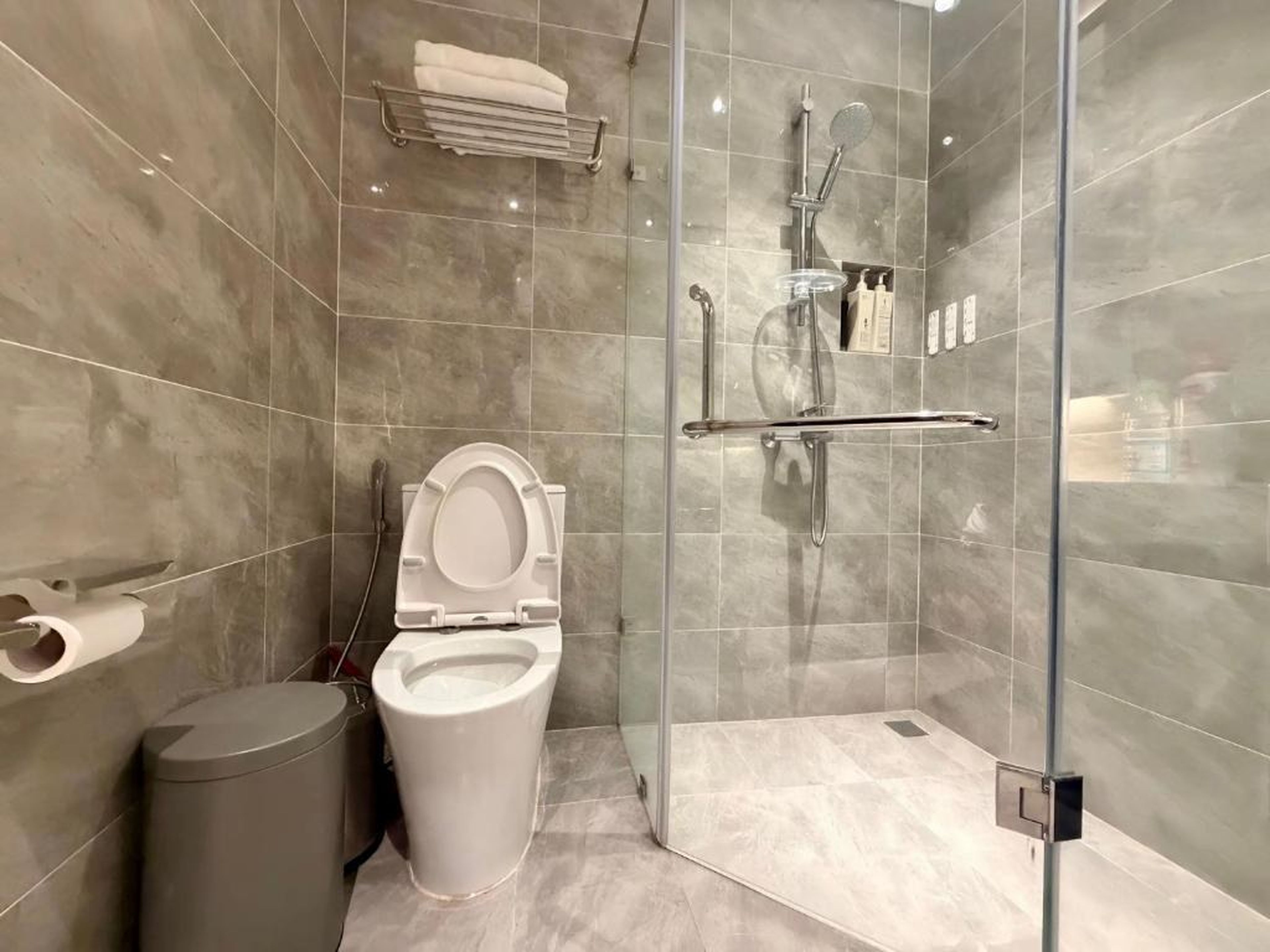 Studio, 2BR Ocean View Apartment - The Sapphire Ha Long - Hình 34