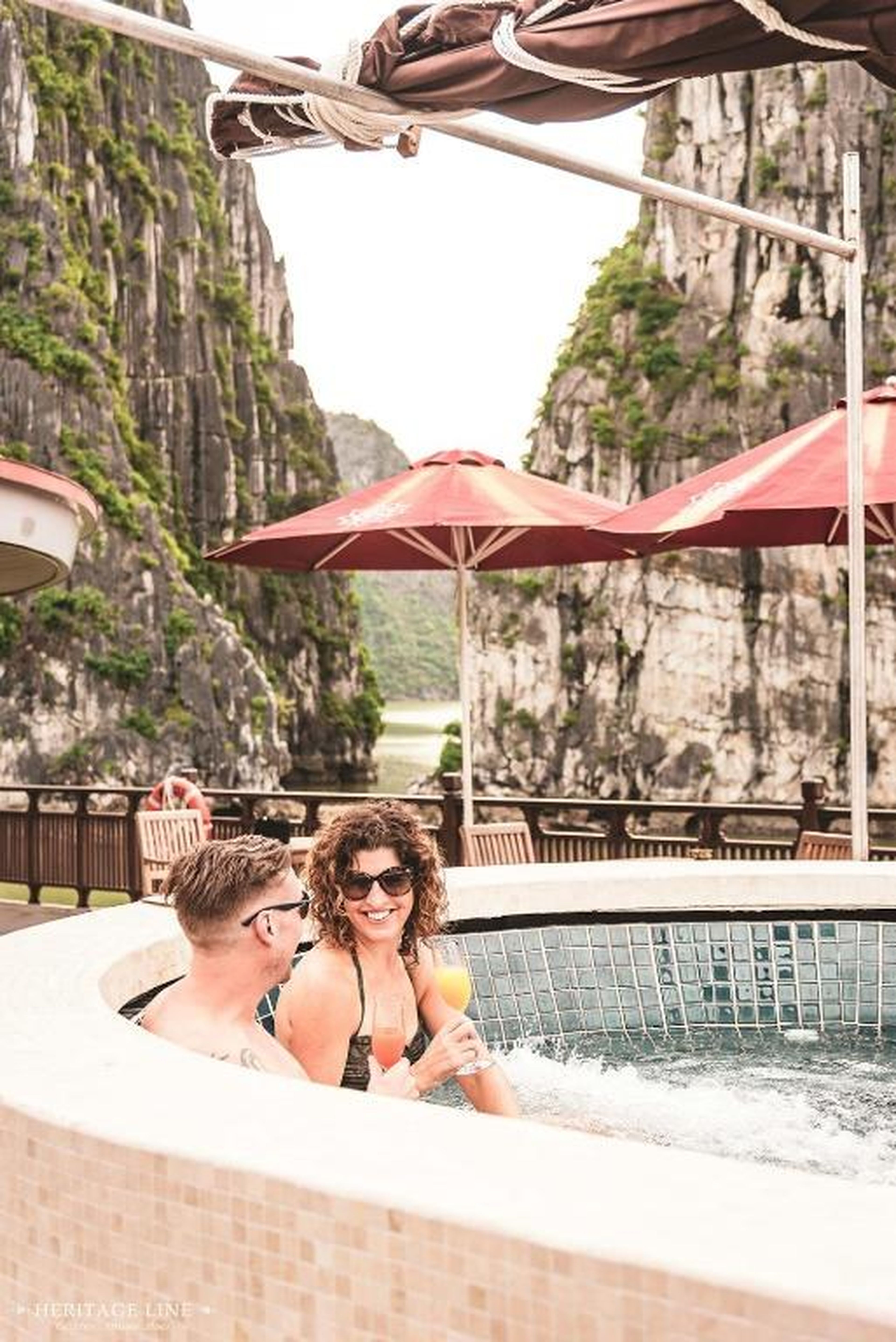 Heritage Line Ginger Cruise - Halong Bay & Lan Ha Bay - Hình 29