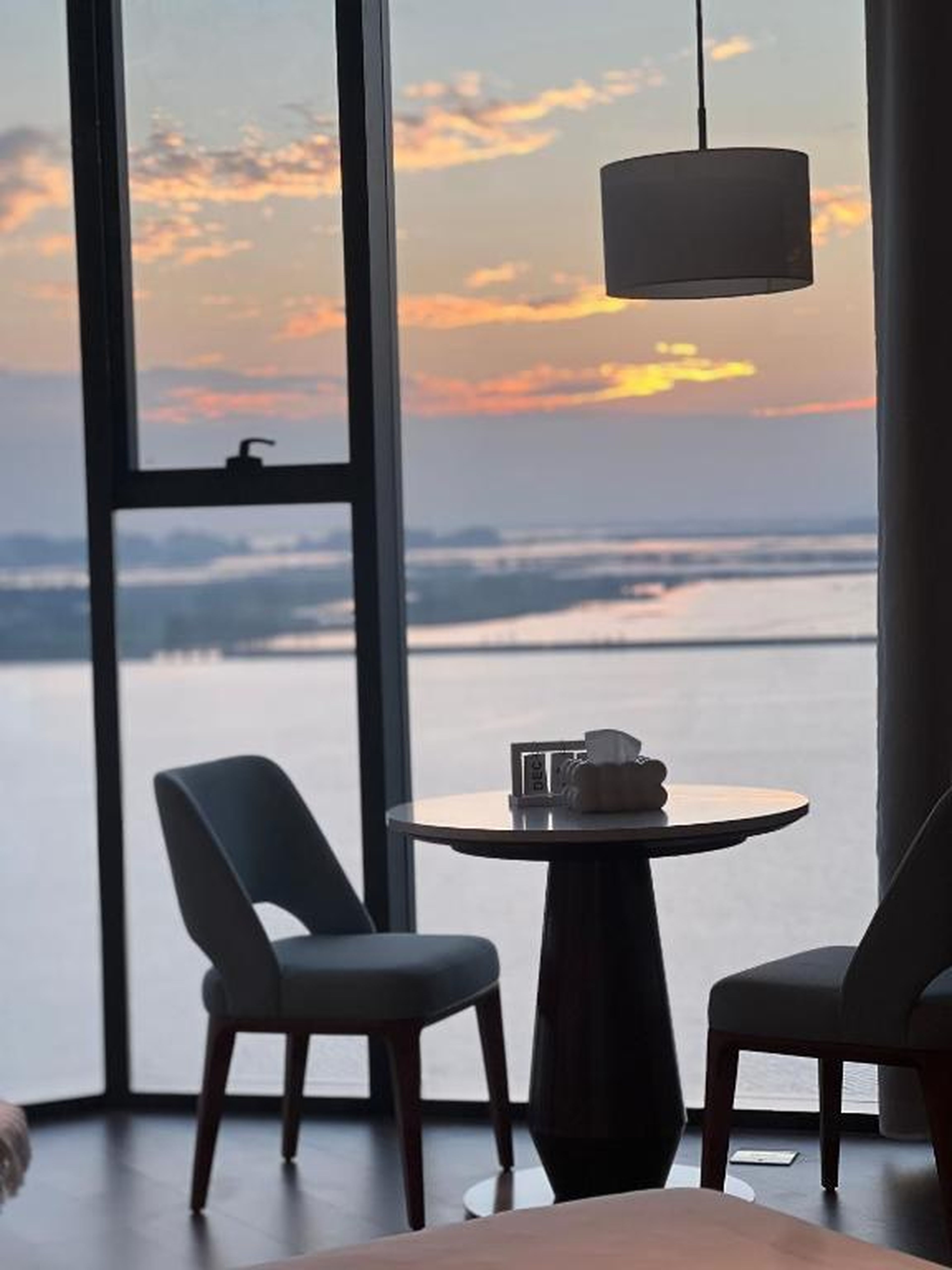 À La Carte Ha Long Studio Apartment- Sea View Room - Hình 24