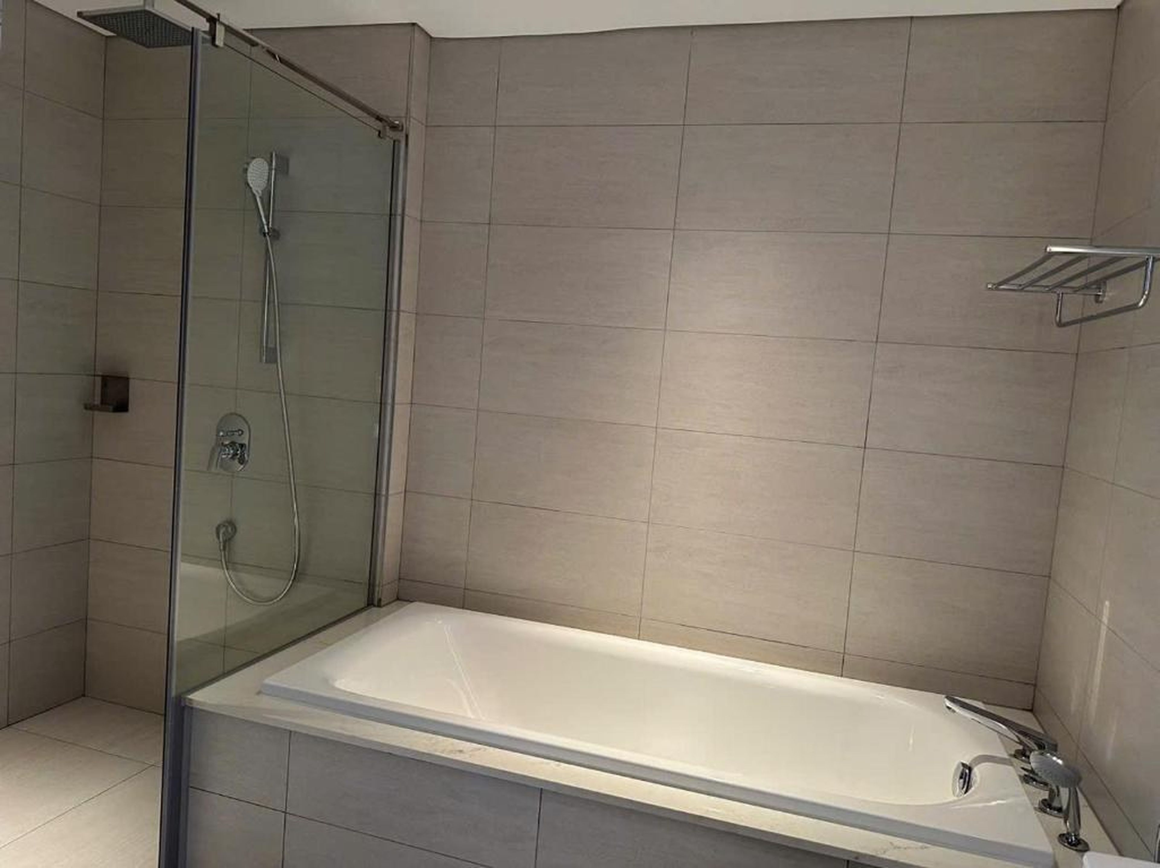 A La Carte Ha Long Bay - Sea View Apartment - Hình 32
