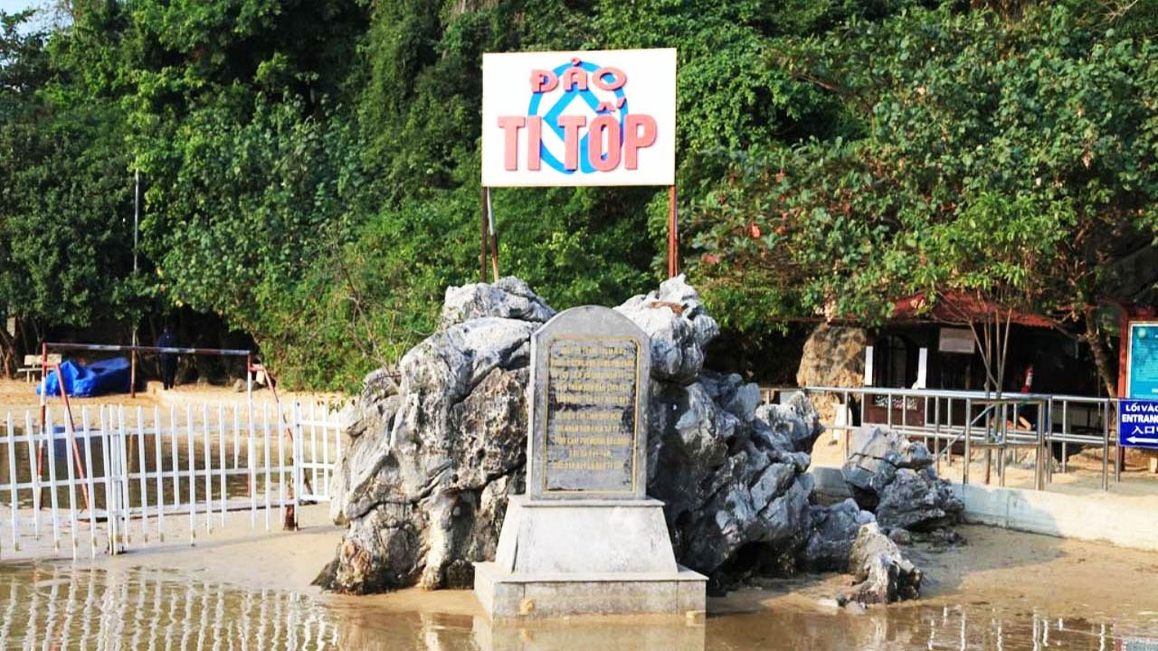 Đảo Ti Tốp: Ngắm nhìn hòn đảo bình yên giữa vịnh Hạ Long - Hình 1