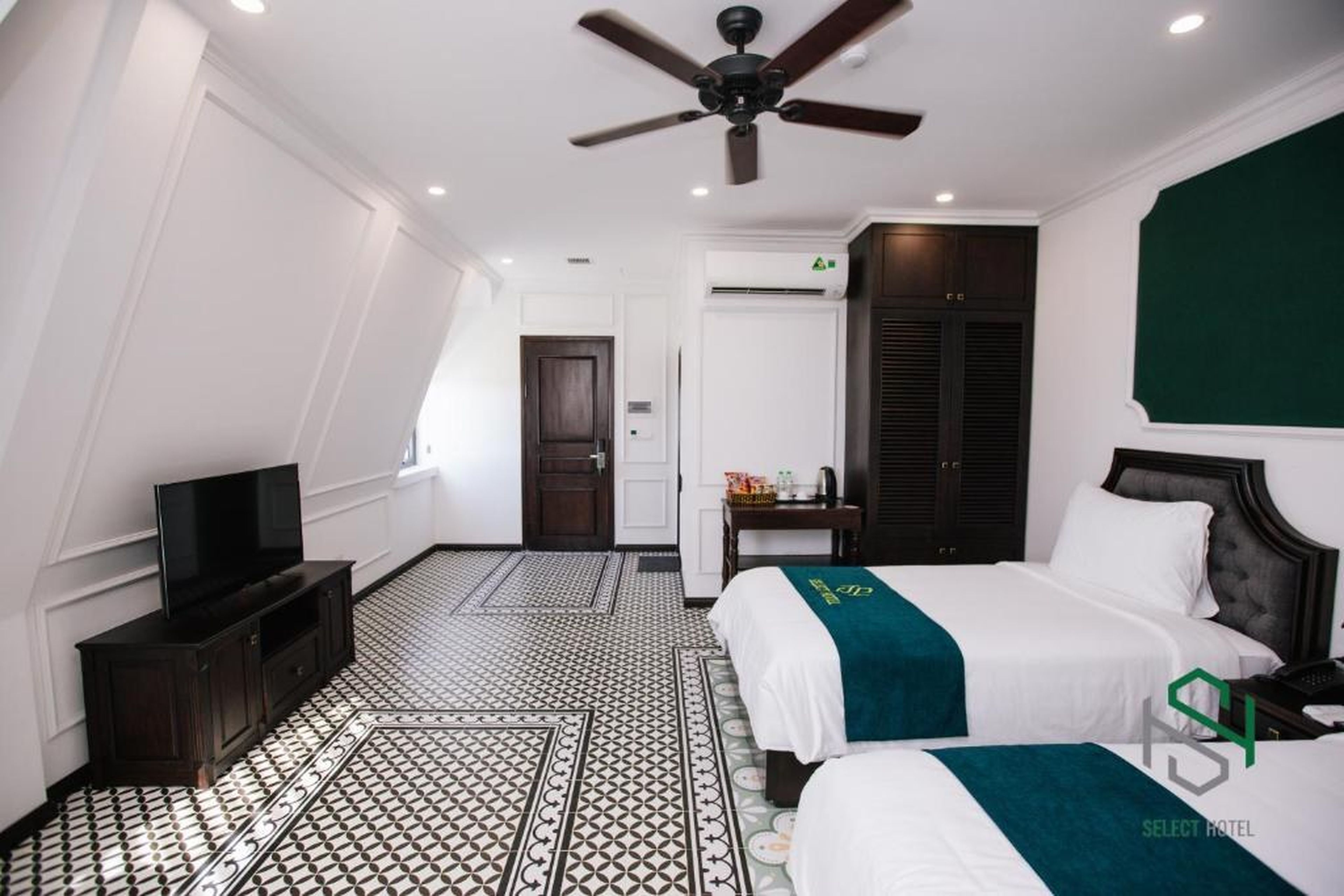 Selecthotel Hạ Long - Hình 31