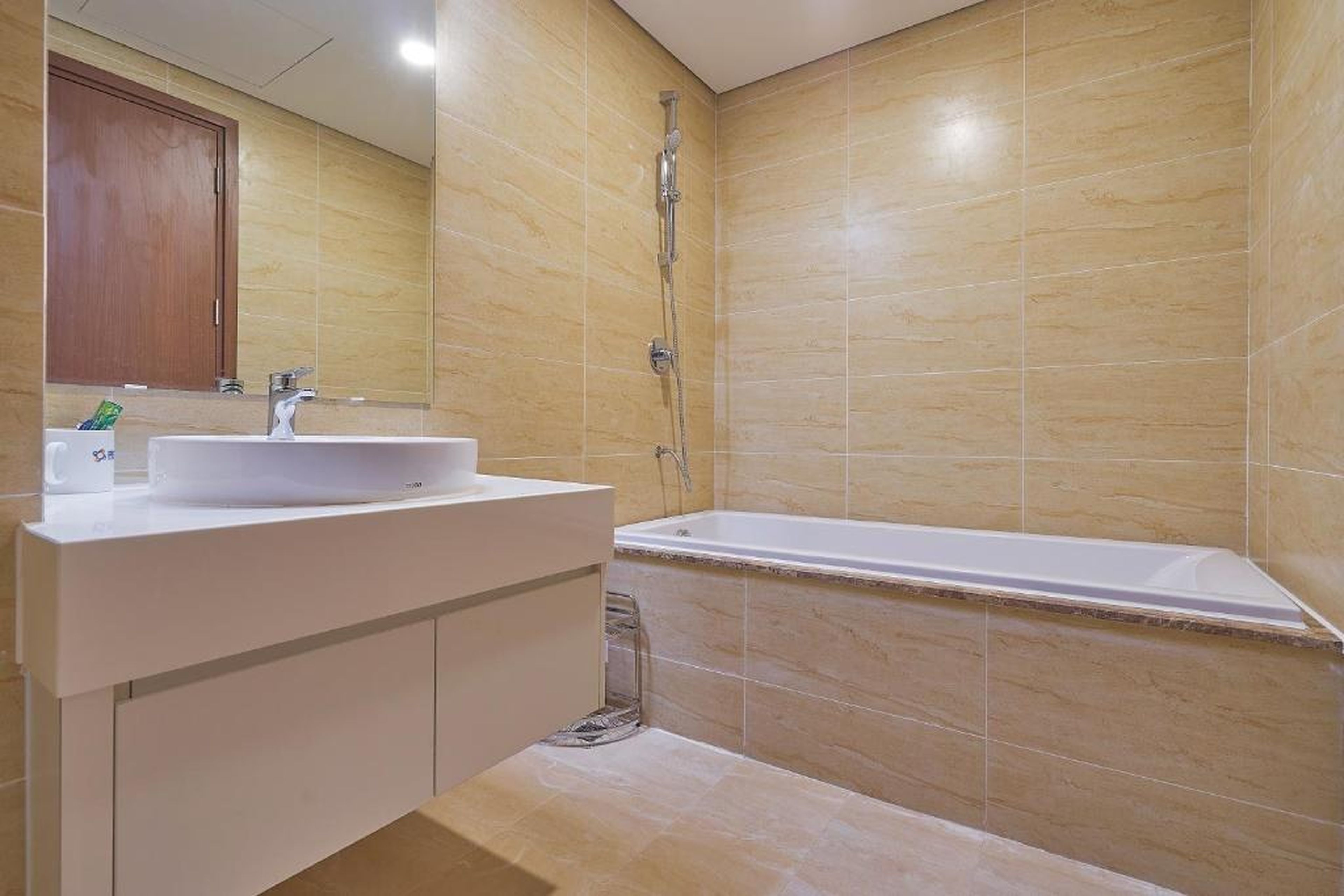 BunHomestay SPACIOUS 4 Bedroom CITY&SEA View 1 min walk to SEA - Hình 3