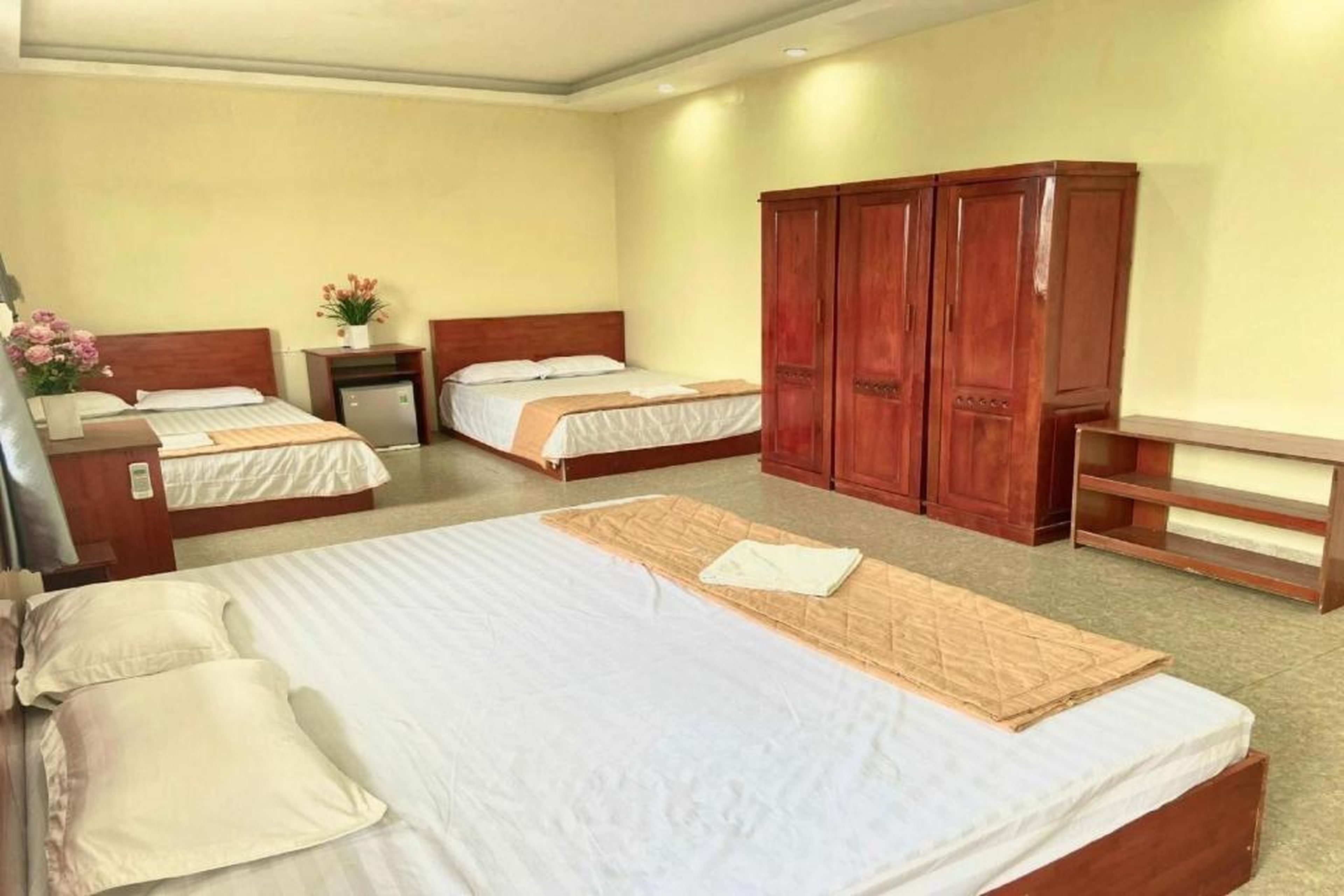 Khách Sạn Thành Trung Vàn Chảy - Hình 34