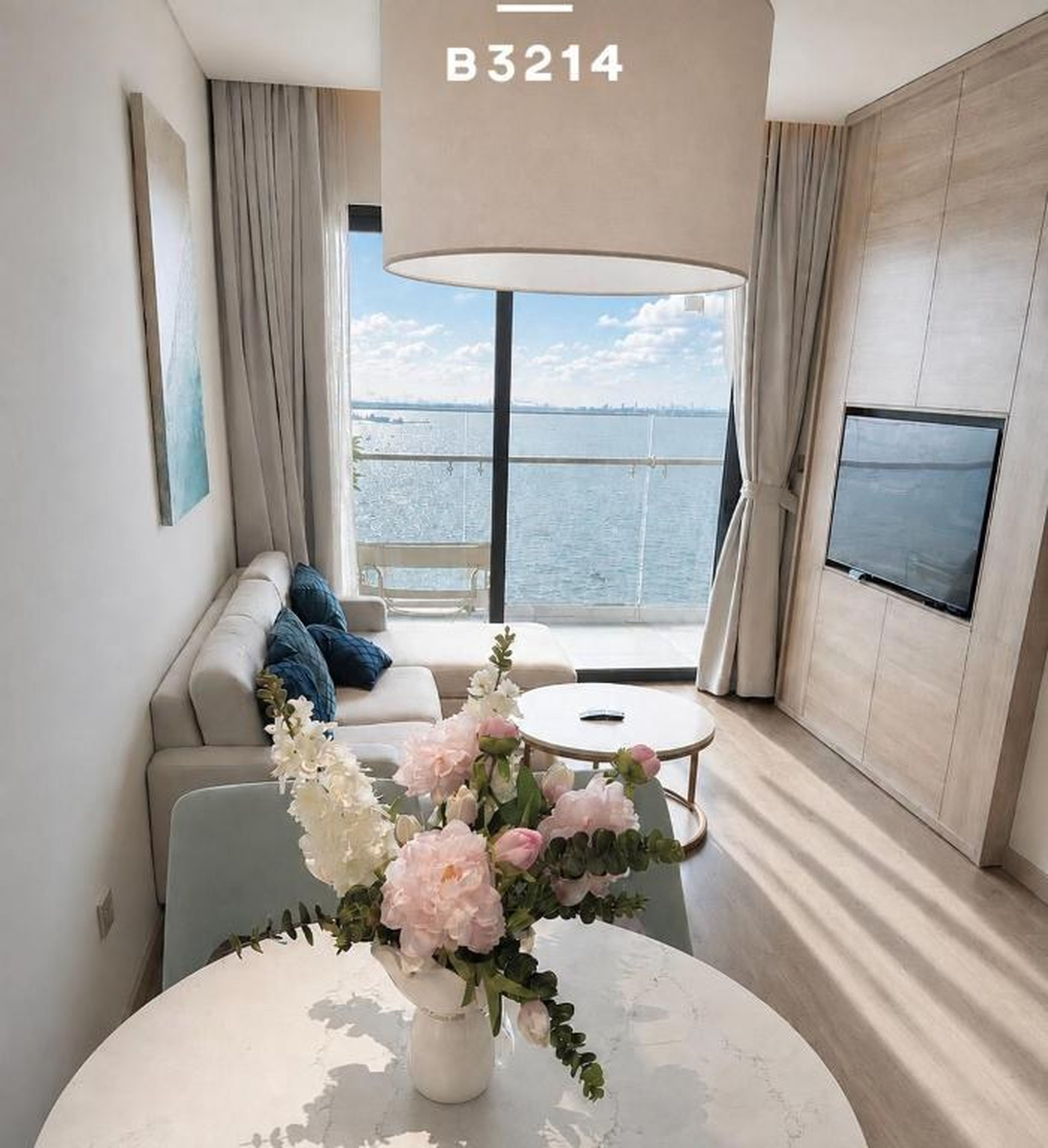 A La Carte Ha Long Oceanview Panoramic 2BR2WC 75m2 Suite with balcony - Hình 33