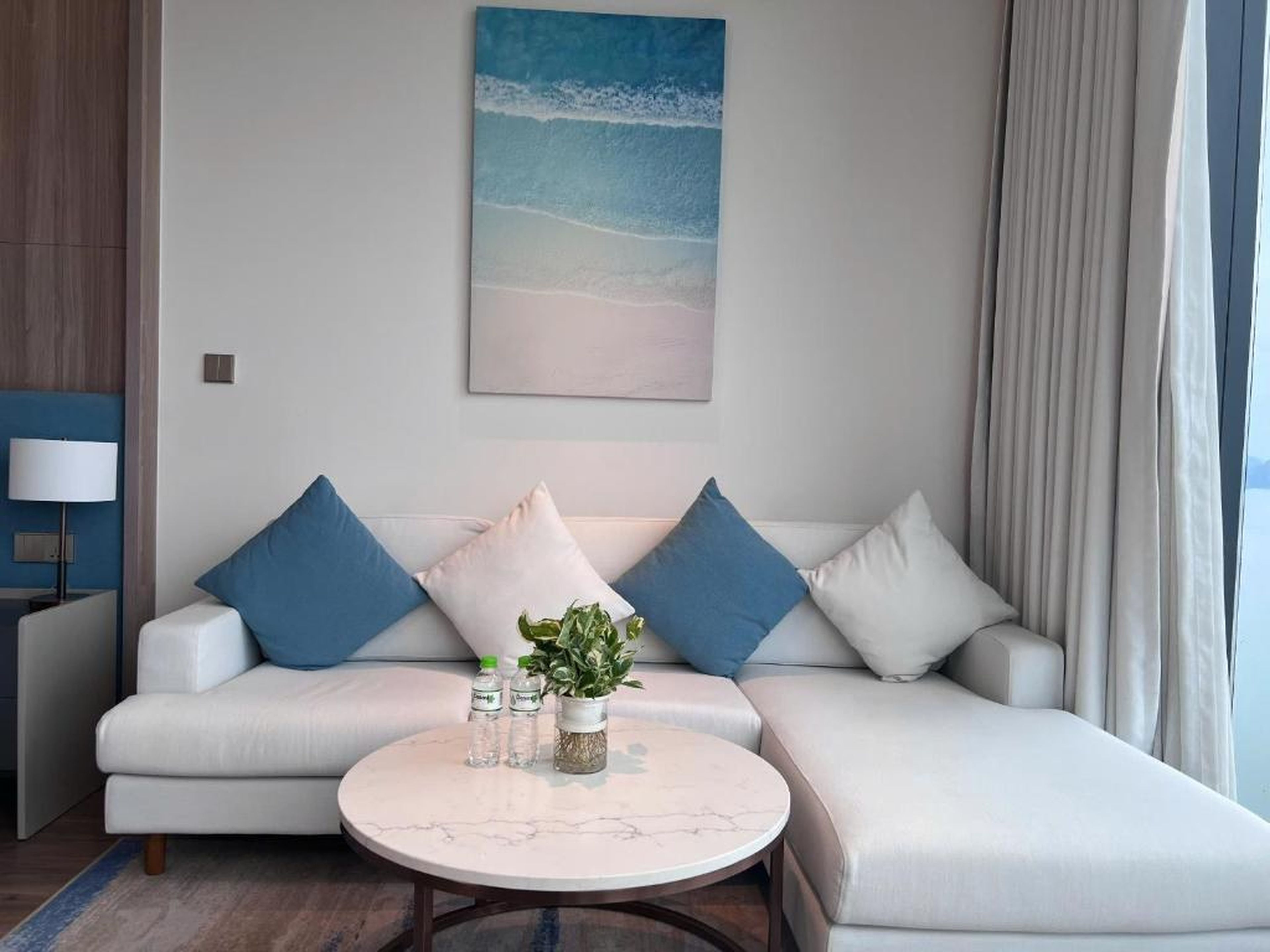 A La Carte Ha Long Apartments by Kevin & Anna - Hình 41