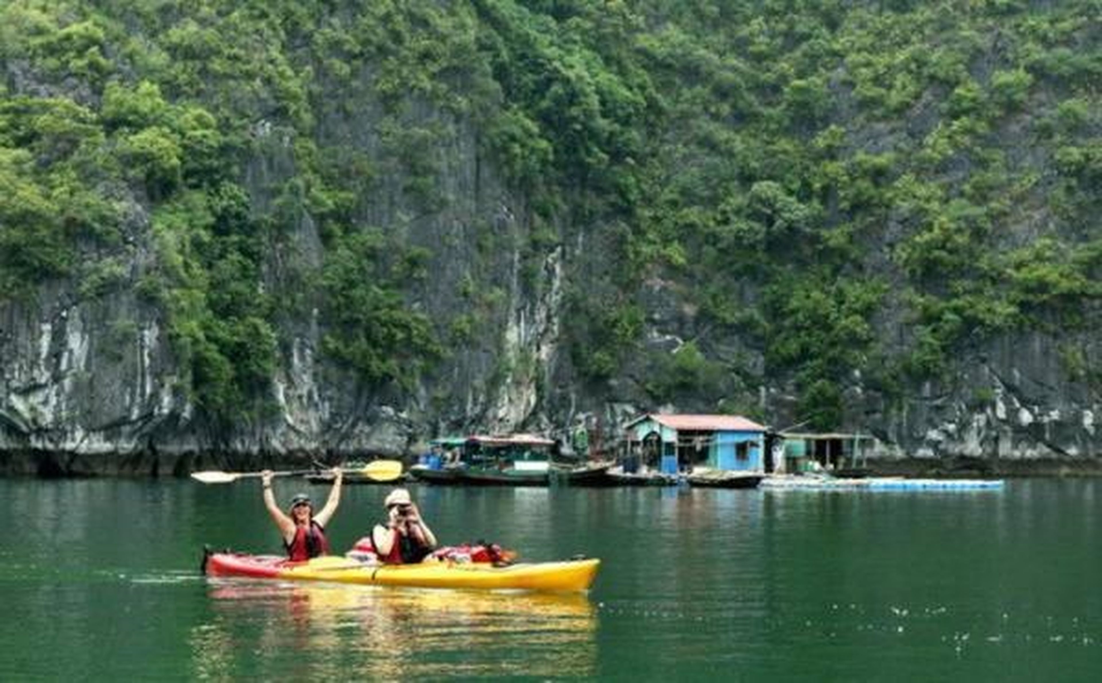 Cruise Lan Ha Bay 2 Day 1 Night pick-up from Hanoi - Hình 16