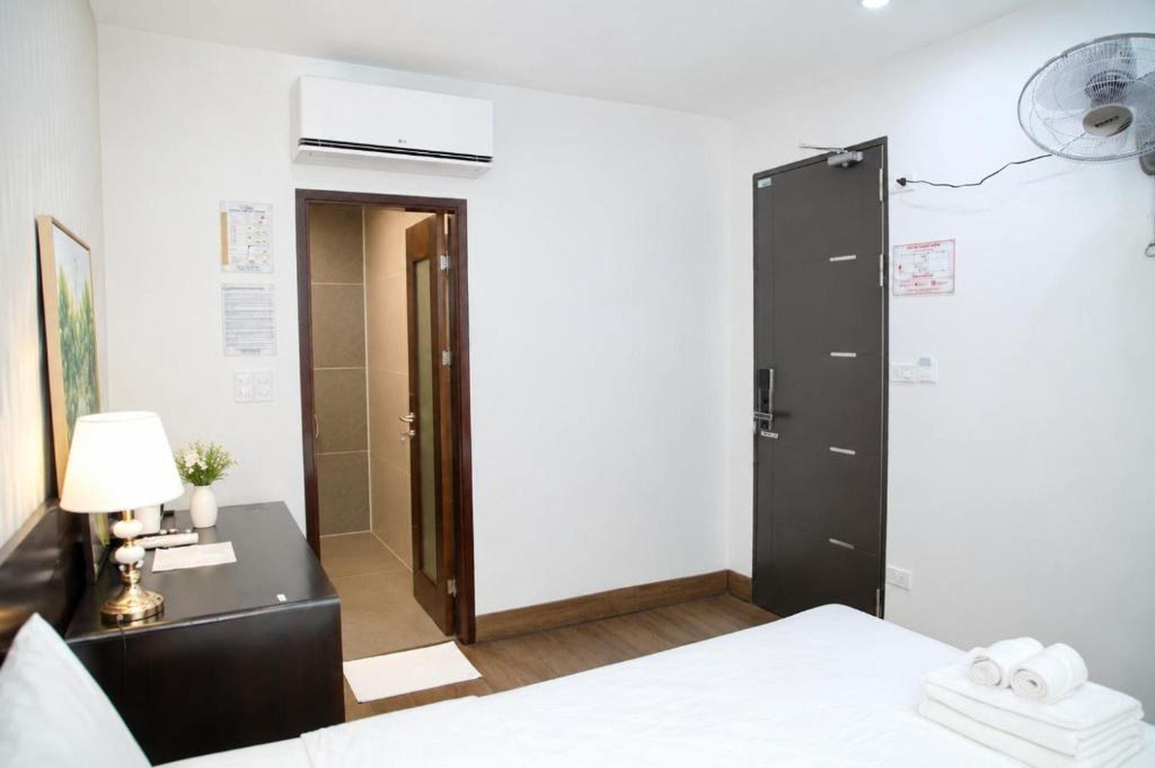 Khách Sạn Cát House - Hình 44