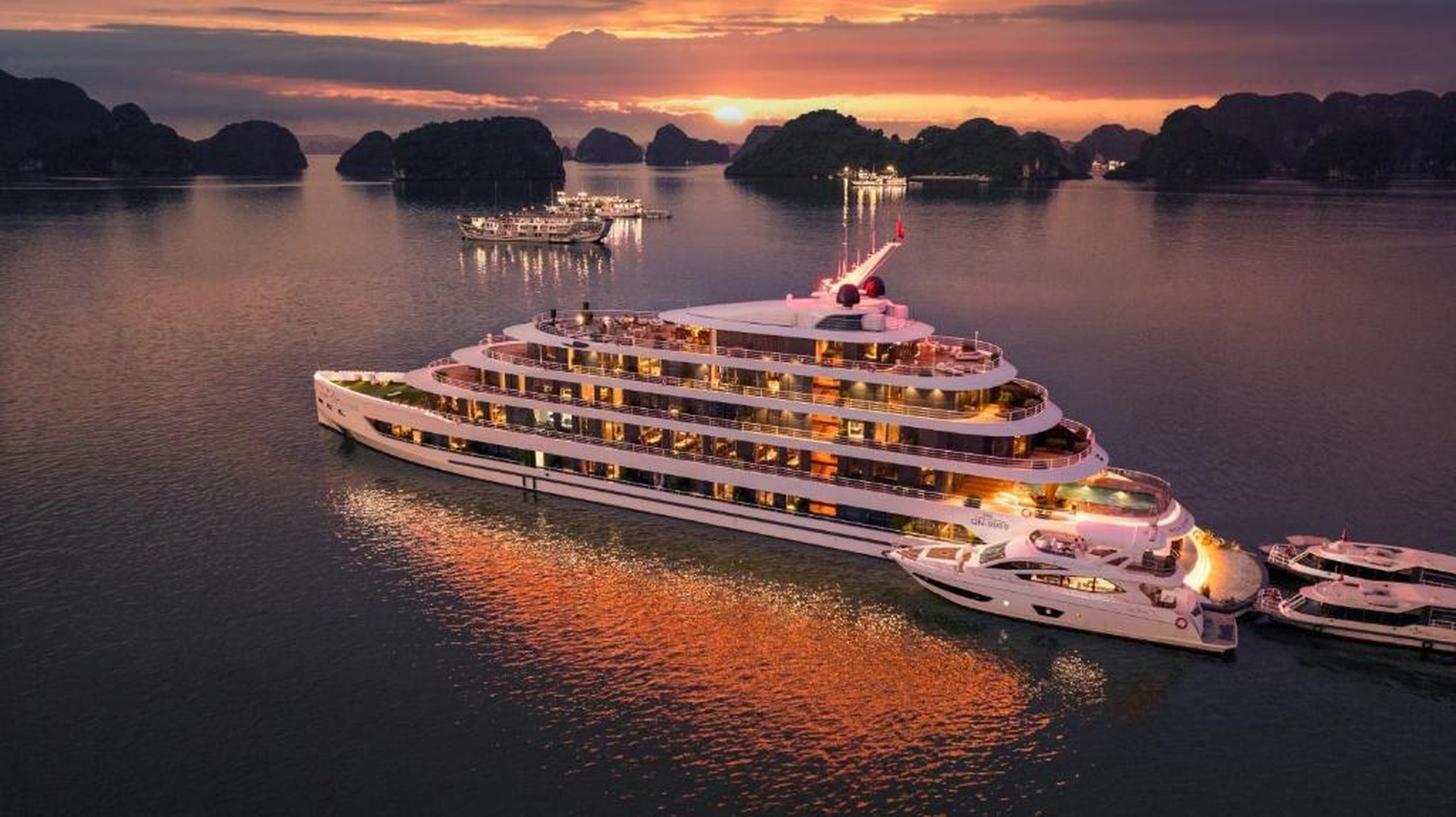 Sea Stars Cruise Ha Long - Hình 4