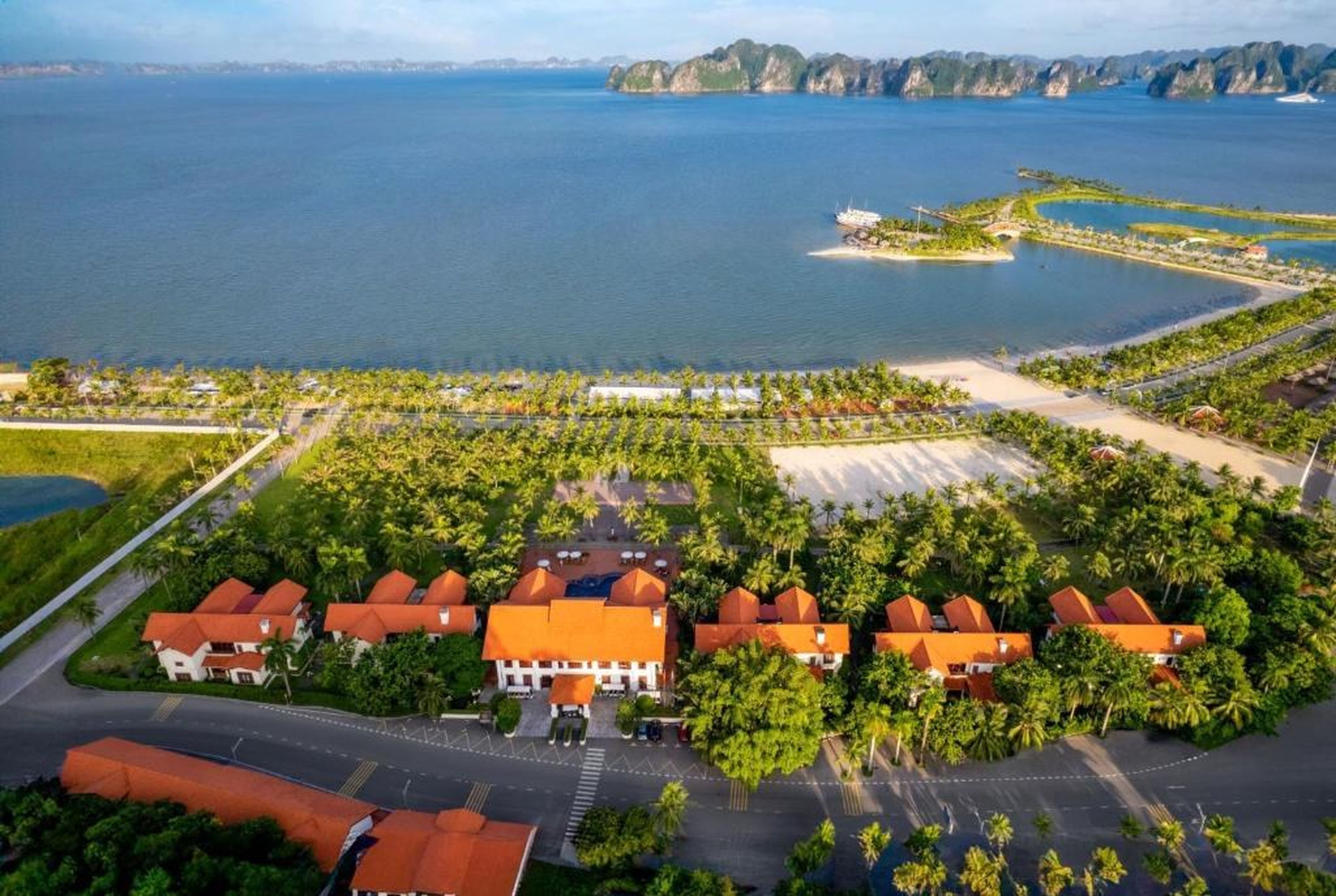 Tuan Chau Resort Ha Long - Hình 5