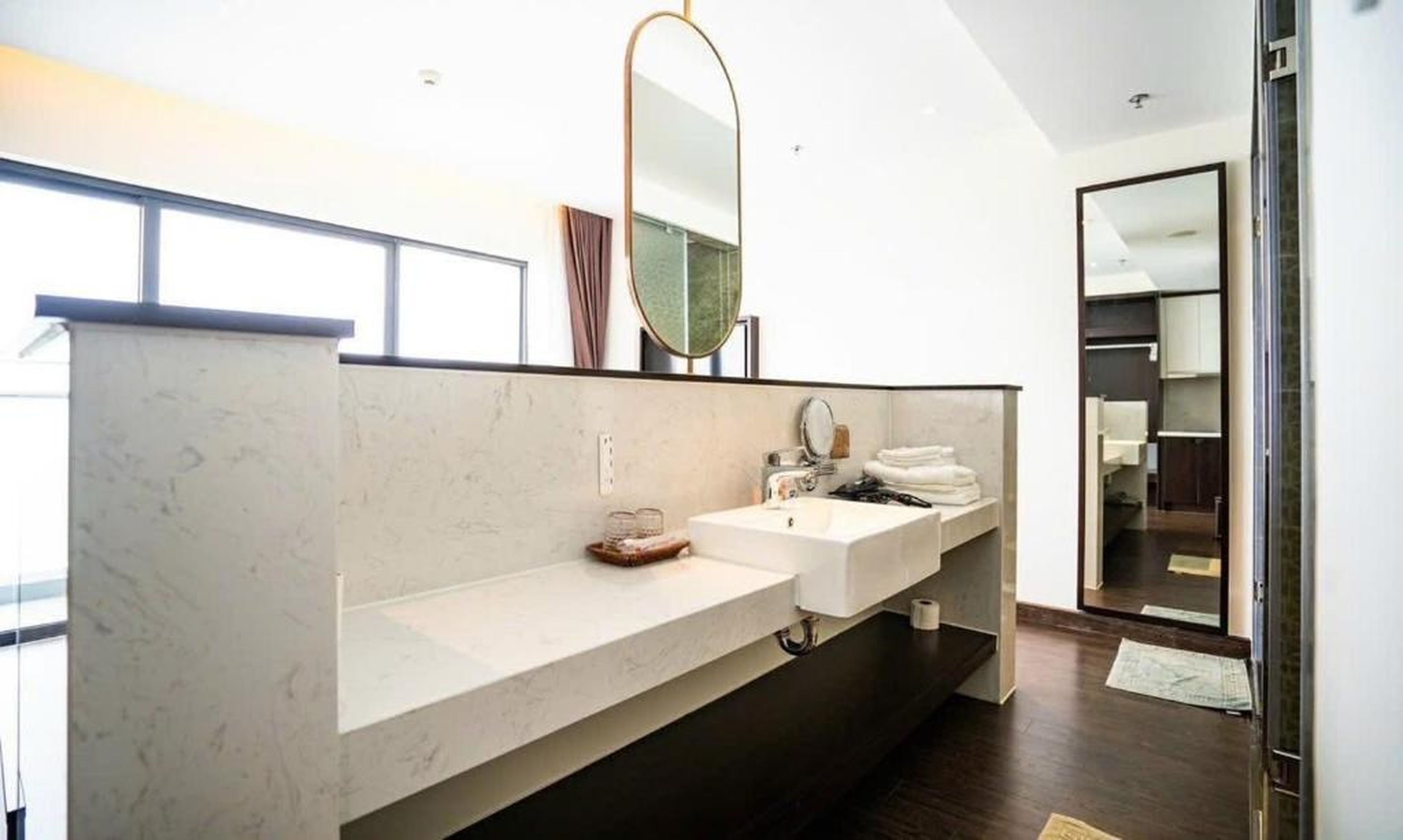 Home khách sạn SAPPHIRE 5 sao Hạ Long - Hình 2