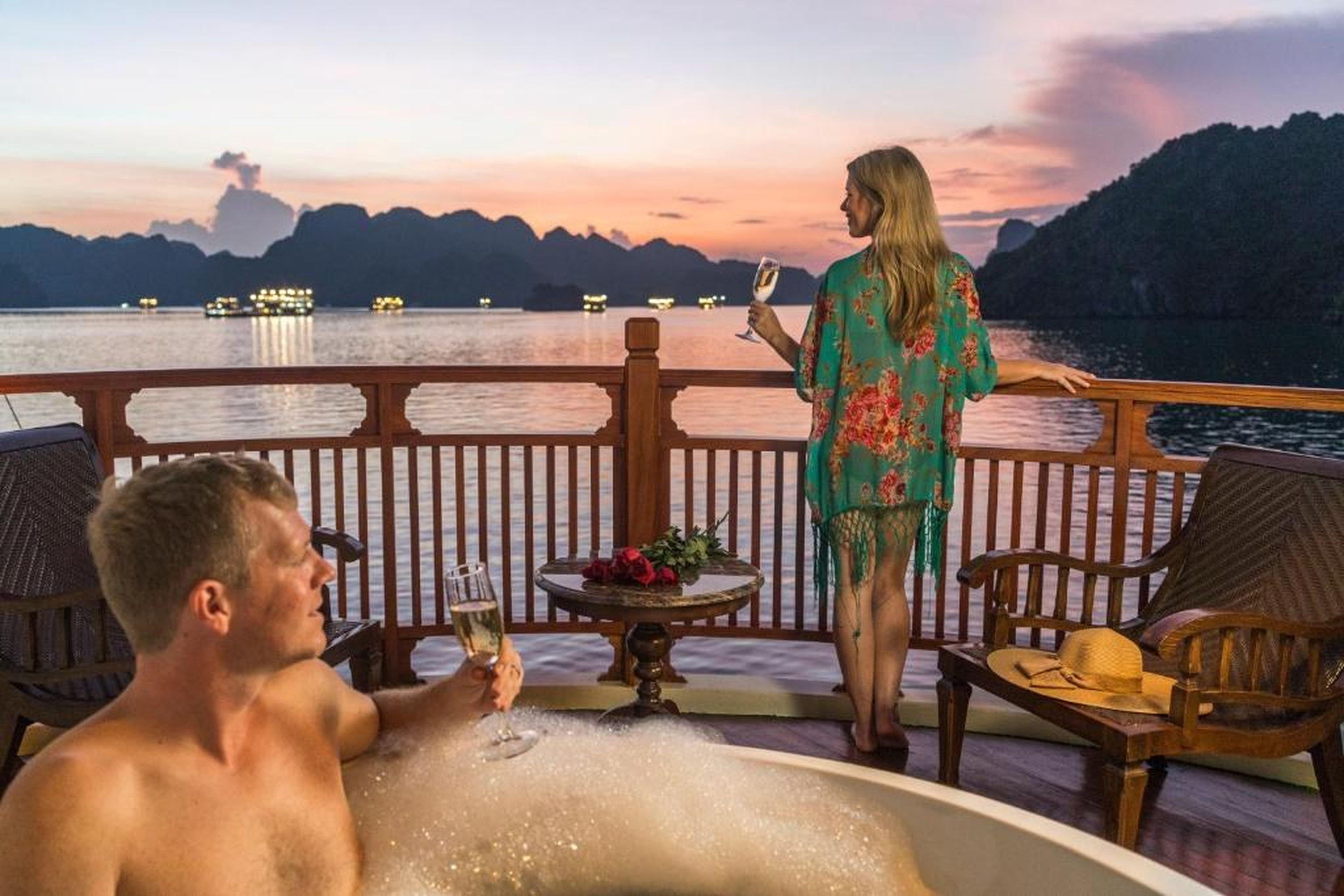 Heritage Line Ylang Cruise - Halong Bay & Lan Ha Bay - Hình 34