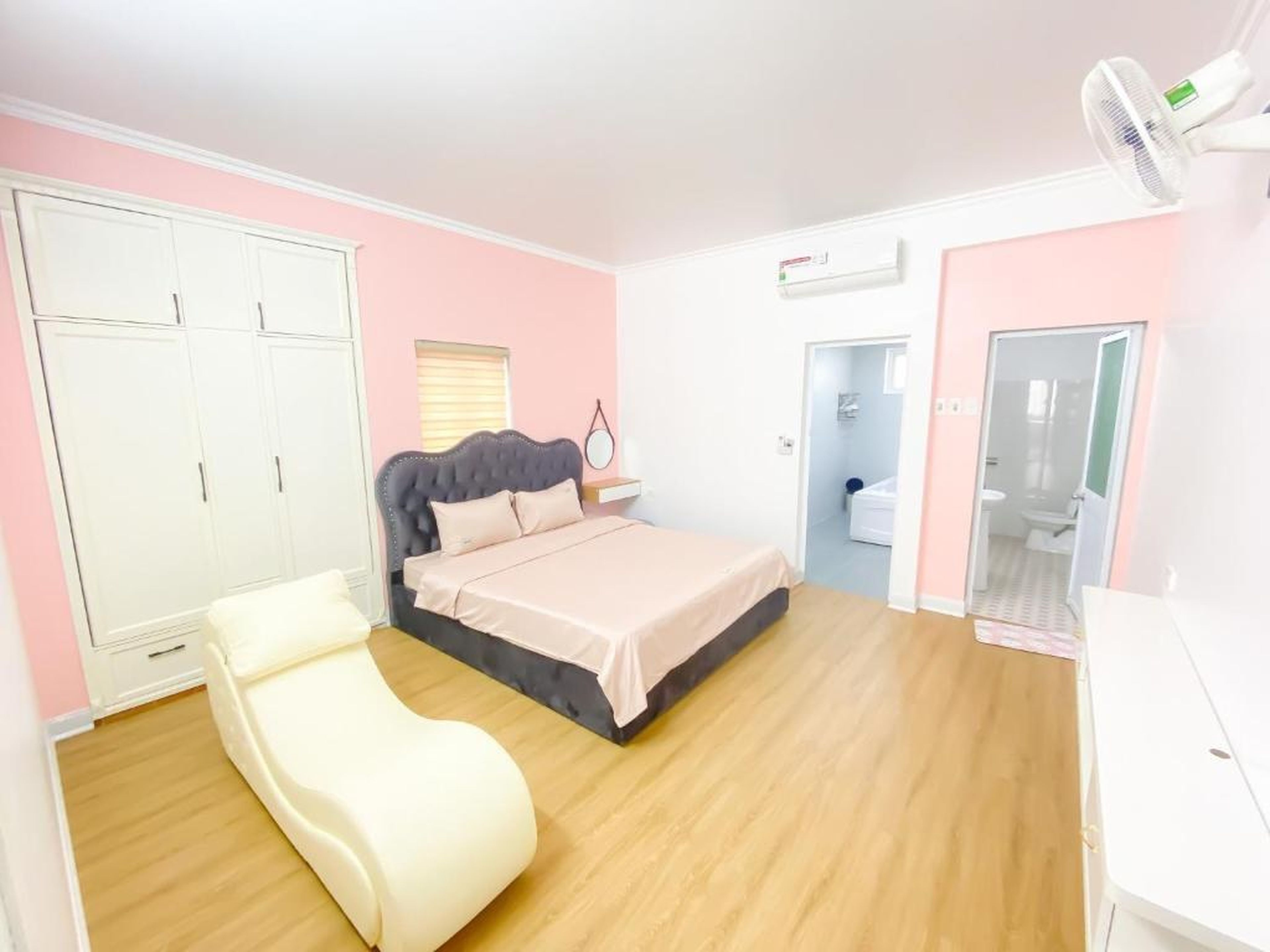 Nắng House - Ngôi Nhà 5 Phòng Ngủ cách công viên Sun World 500m - Hình 11