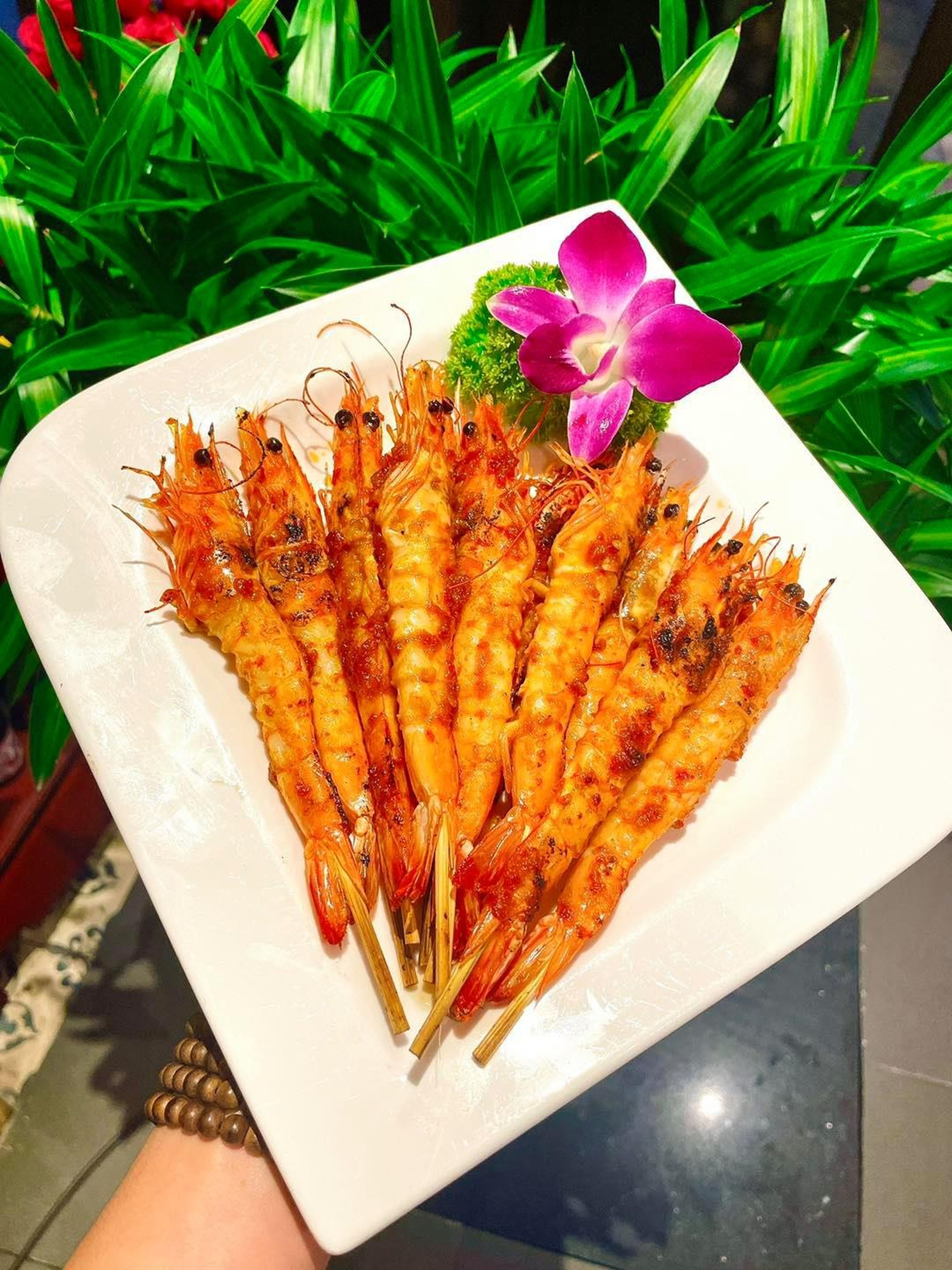 Hương vị đậm đà của những món ăn Việt tại Nhà Hàng Sơn Đoòng Hạ Long - Hình 21