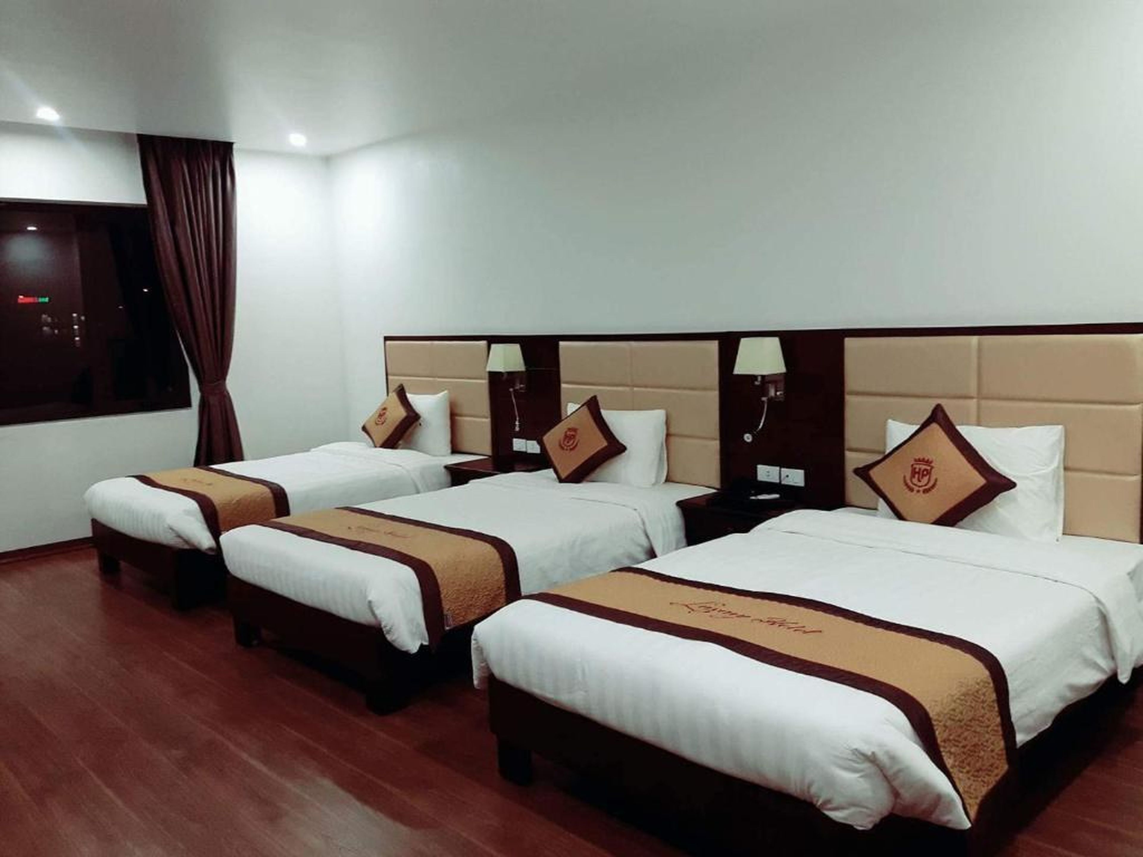 Luxury ii hotel - Hình 24