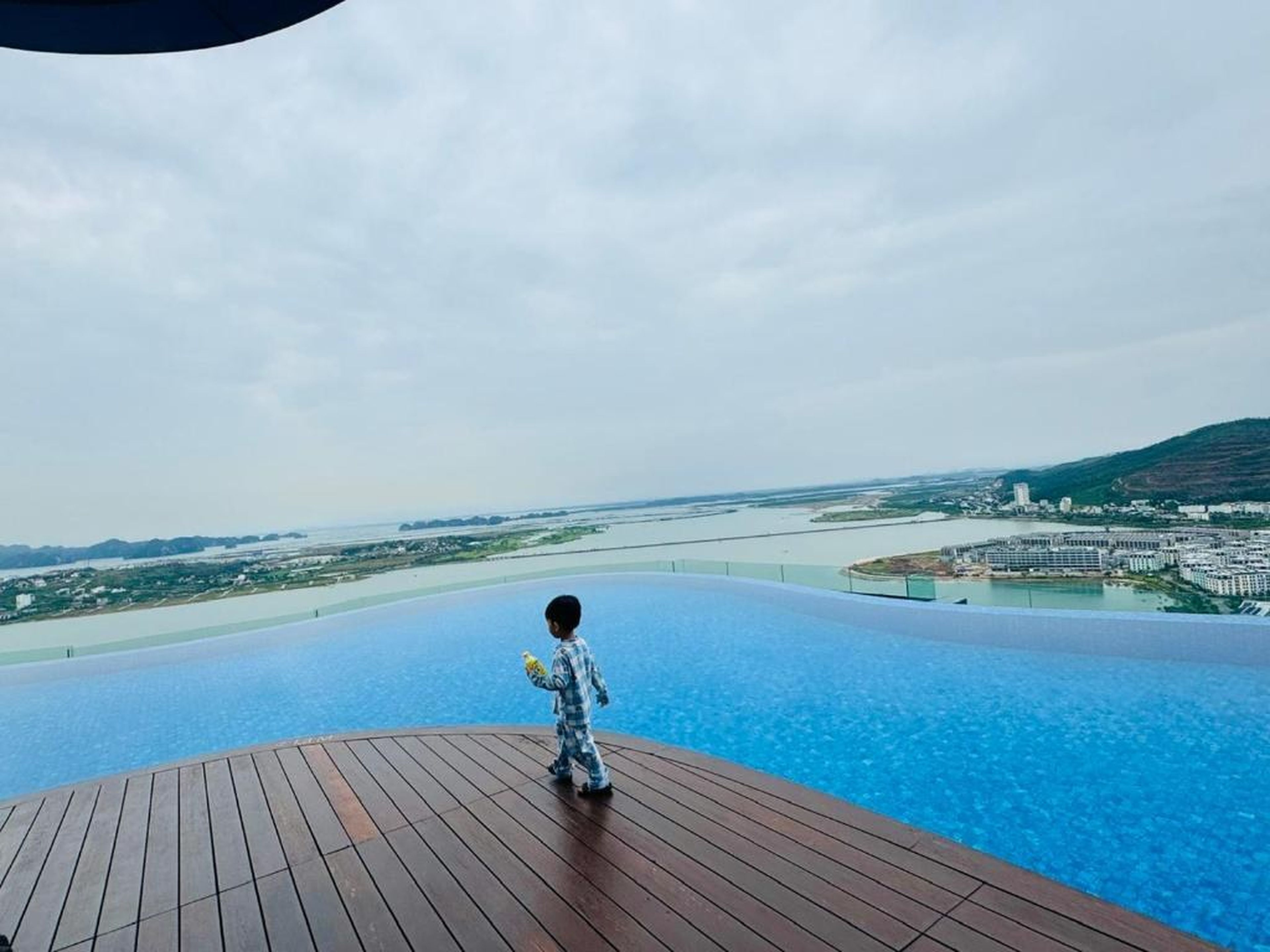 Alacarte Ha Long bay view biển và nhạc nước - Hình 36