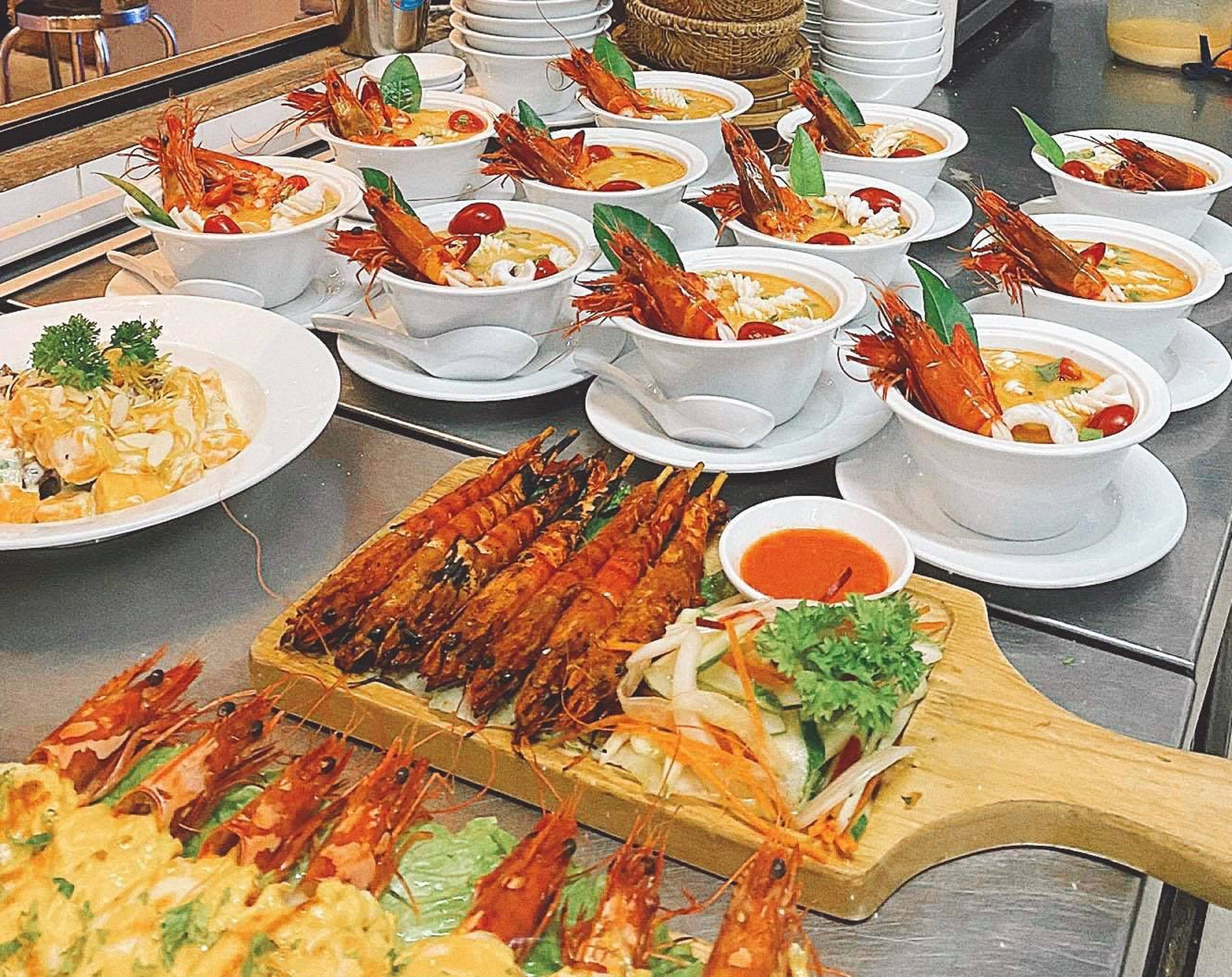 Nhà hàng May Corner Hạ Long - Thiên đường ẩm thực vạn người mê - Hình 17