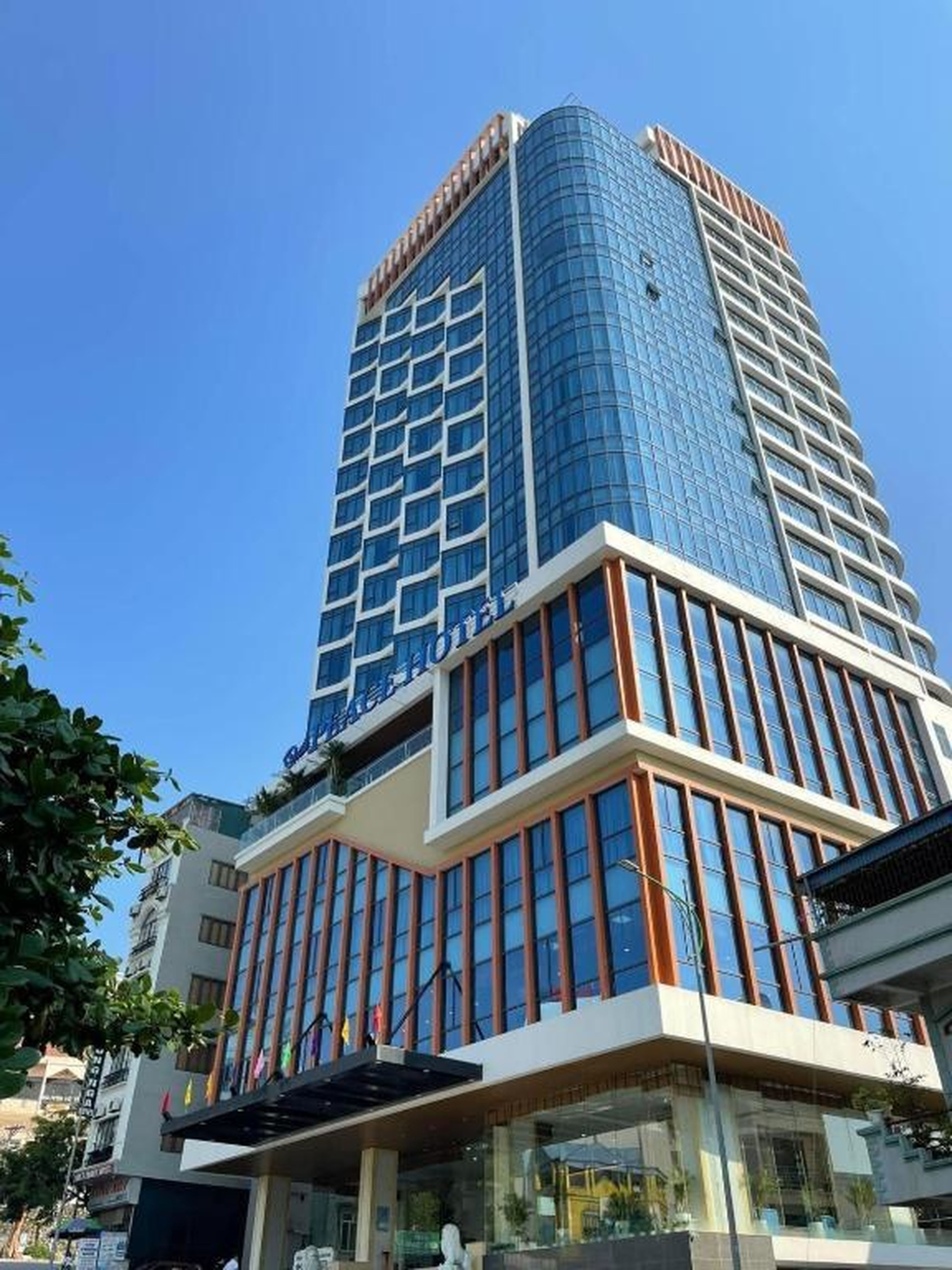 Peace Hotel Hạ Long - Hình 3