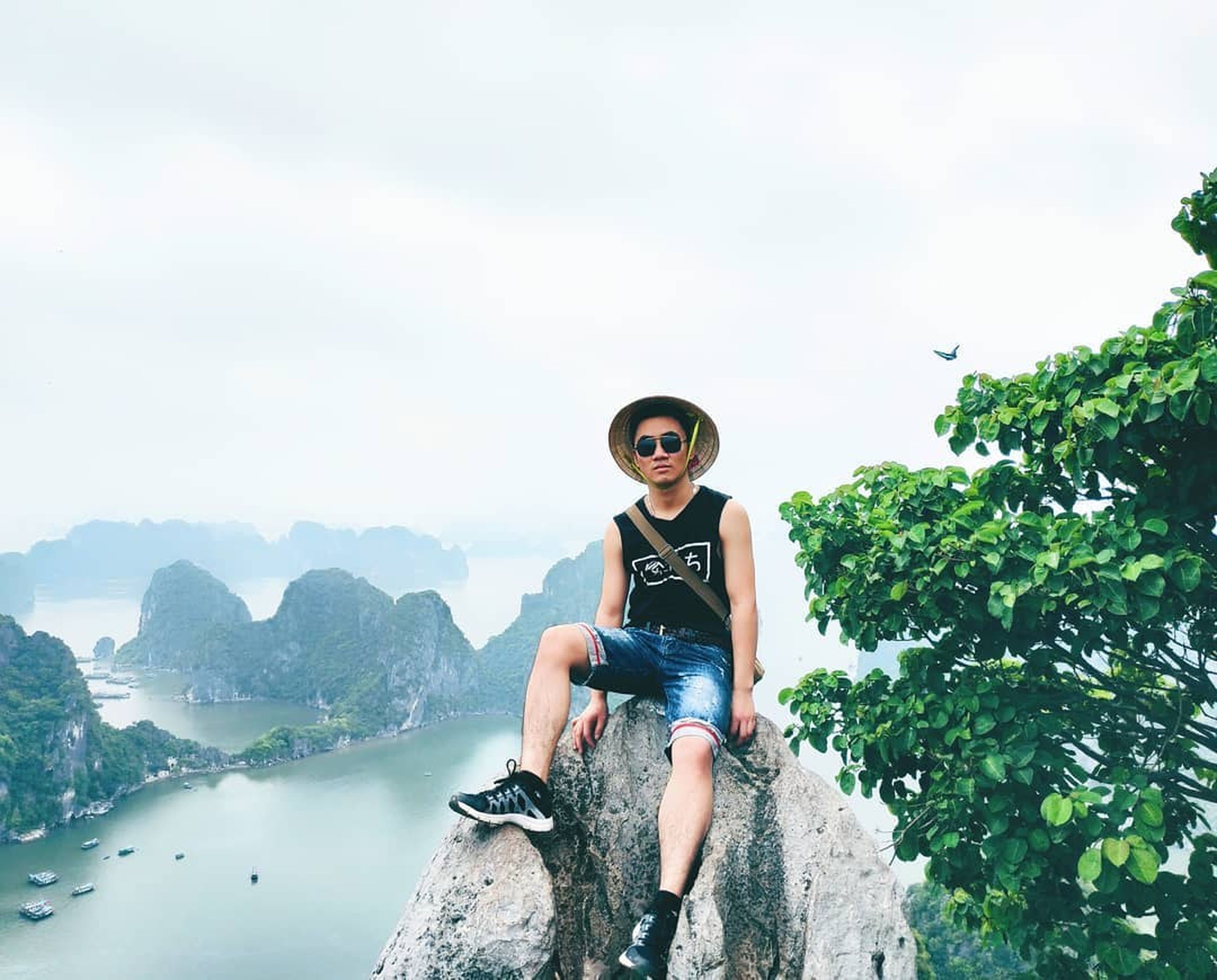 Danh thắng núi Bài Thơ – niềm tự hào của người Quảng Ninh - Hình 6