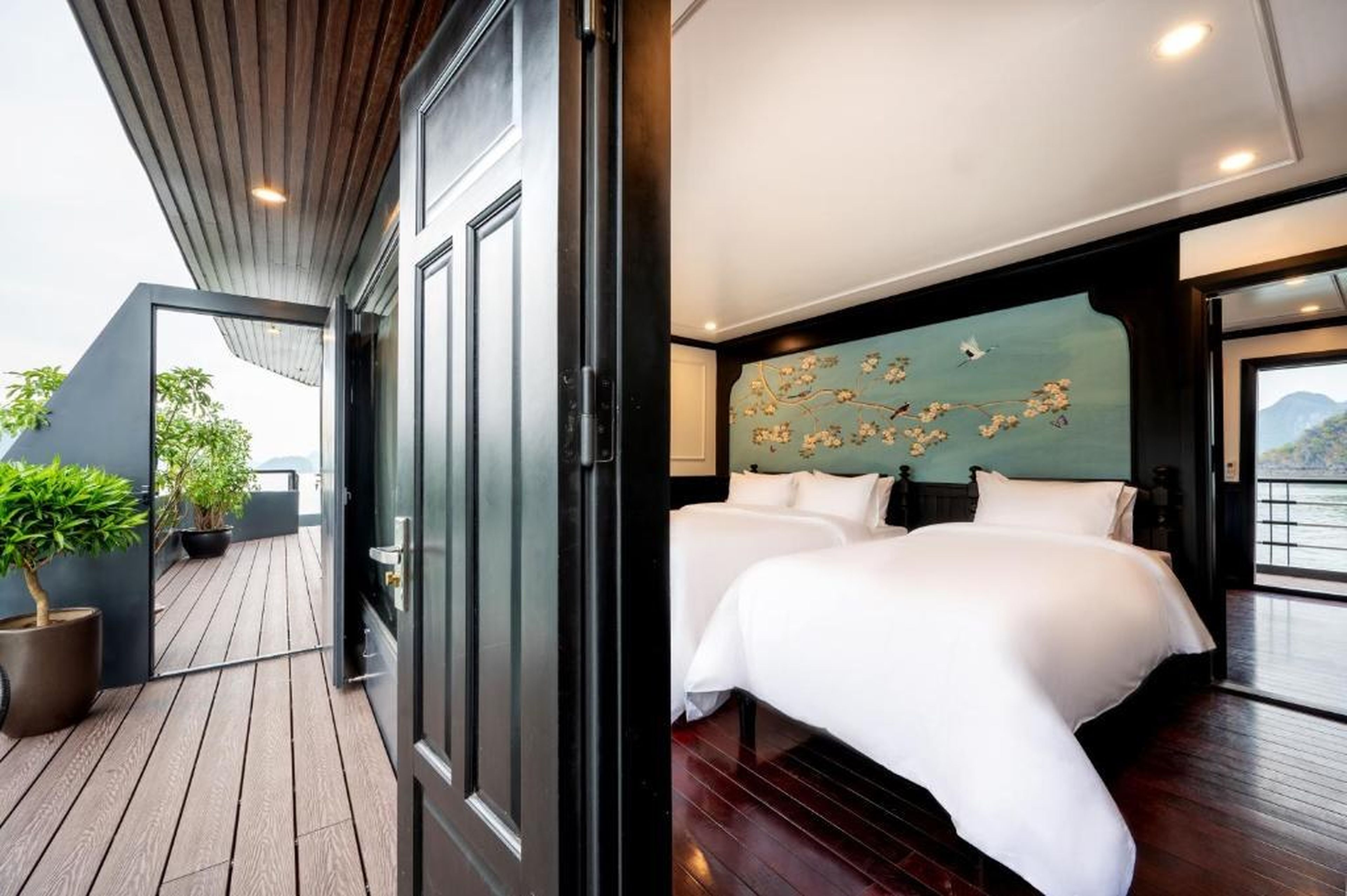 Dragon Premium Cruise Halong - Hình 38