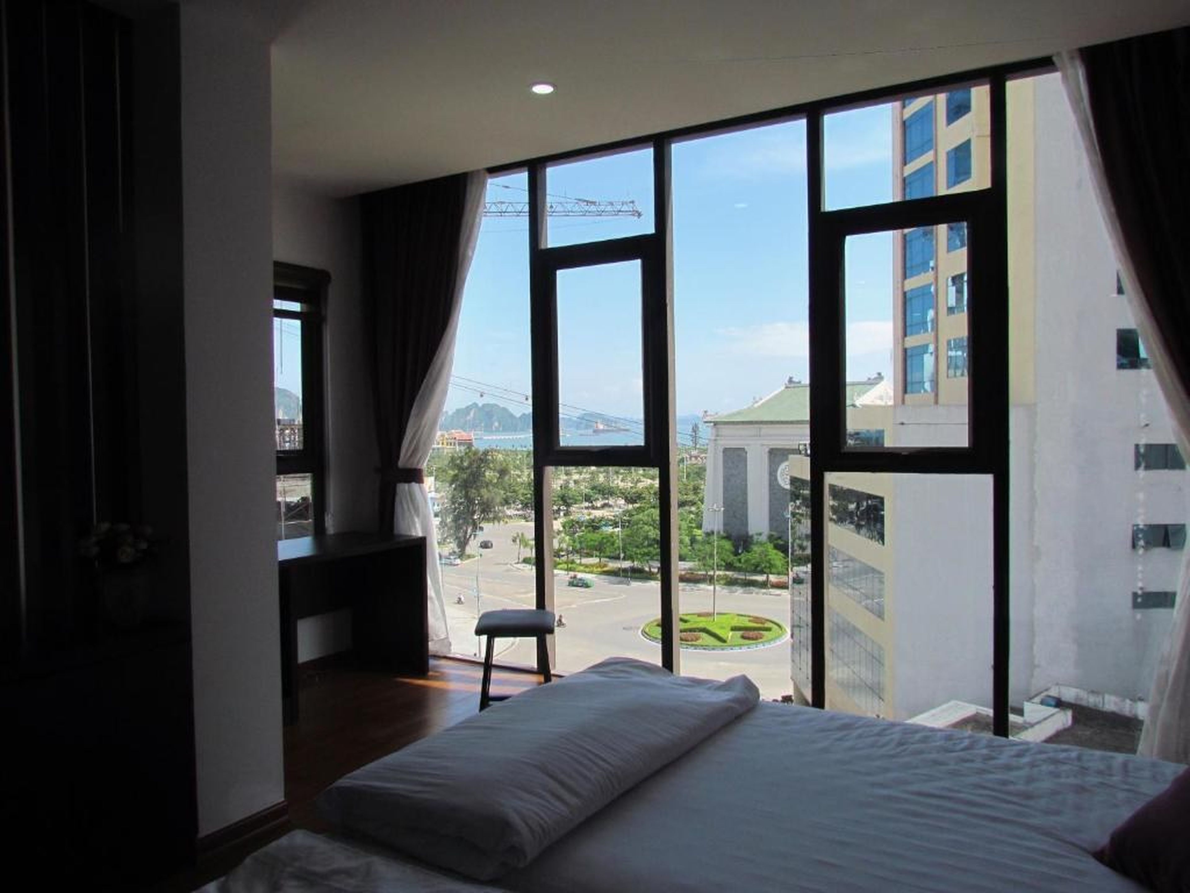 Ivy Hotel Bai Chay Ha Long - Hình 6