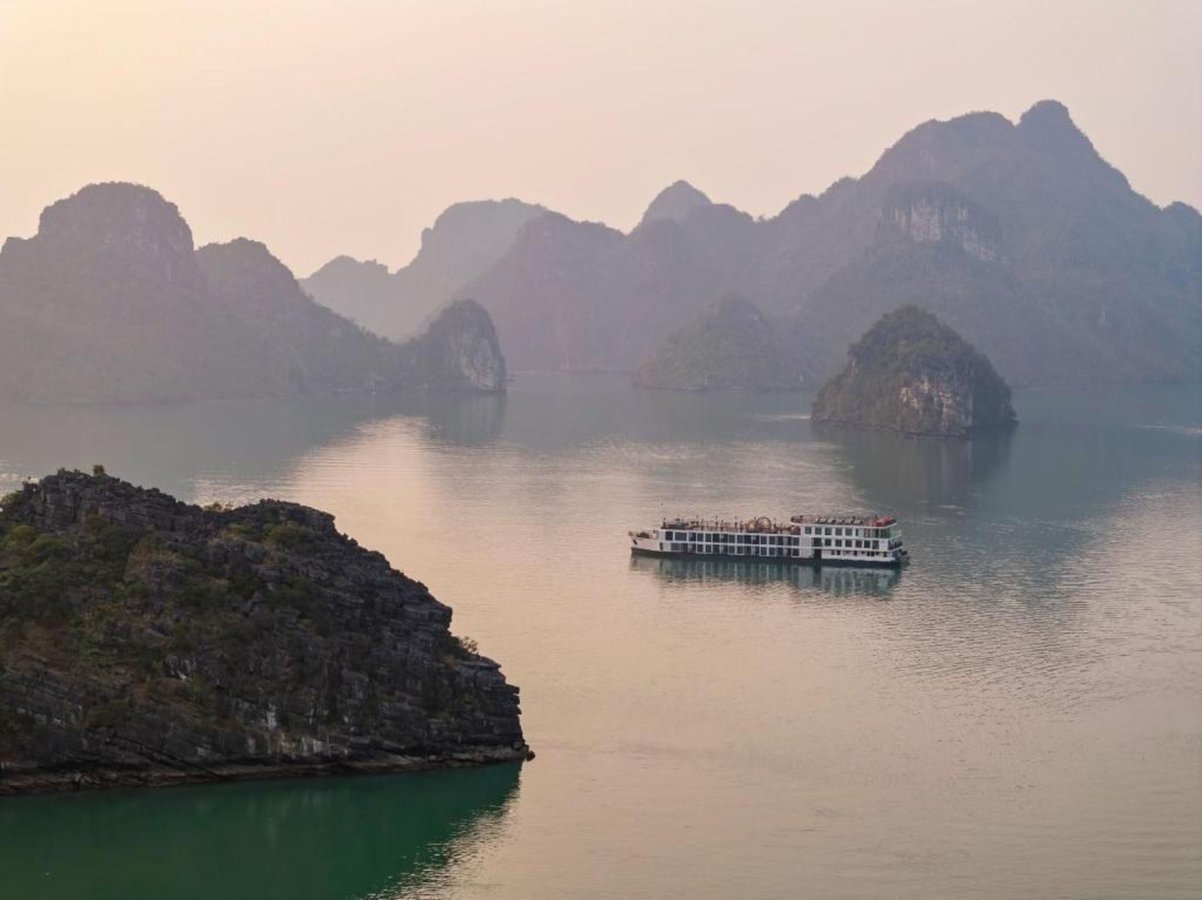 Indochine Grand Lan Ha Bay - Hình 26