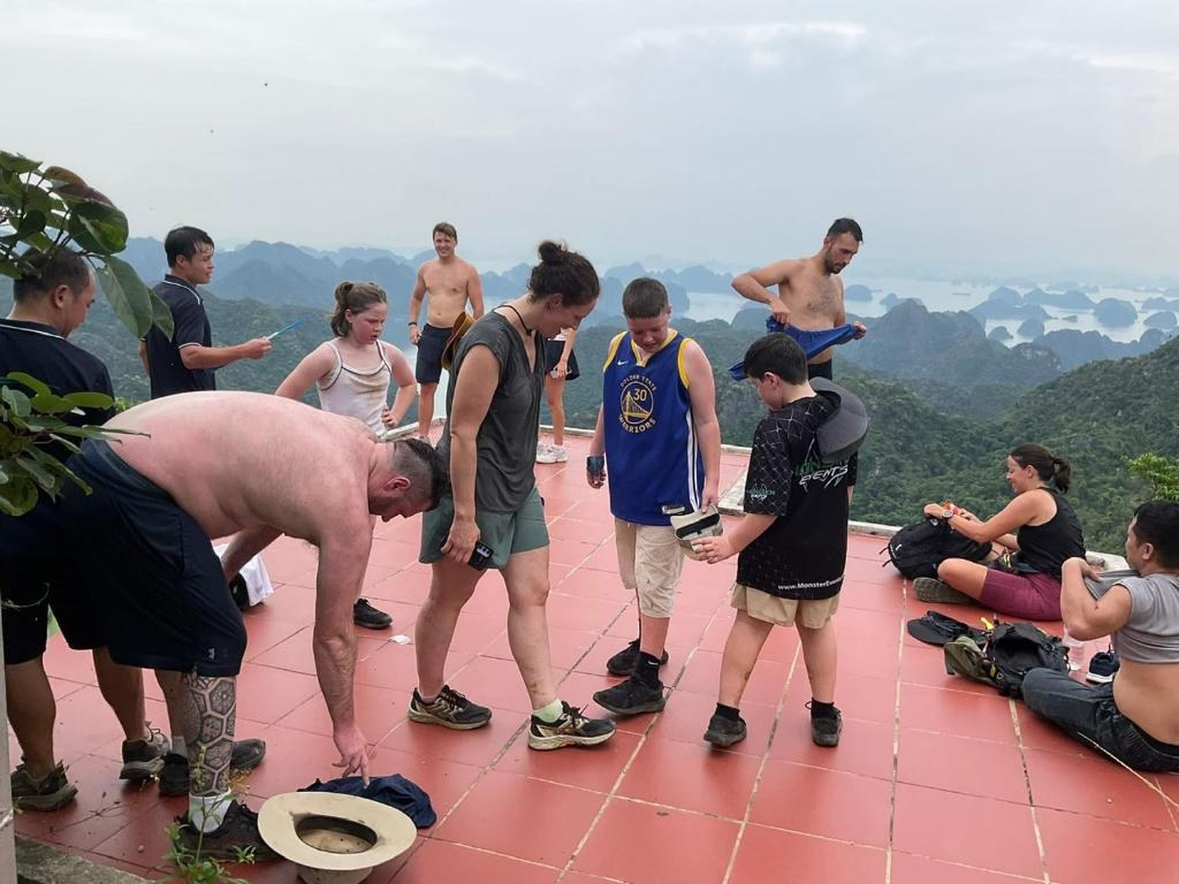UniCharm Cruise - Hidden Route 2 Bays & Viet Hai village - Hình 49